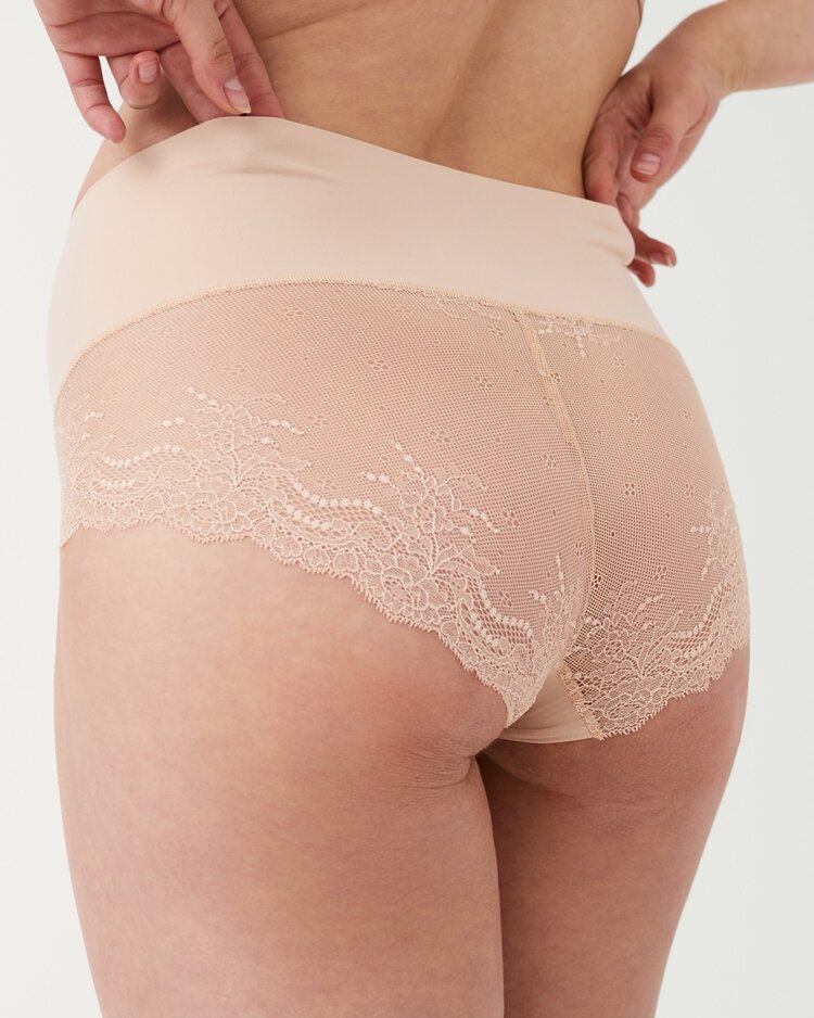 Spanx Undie-tectable Hipster Panty - Soft Beige