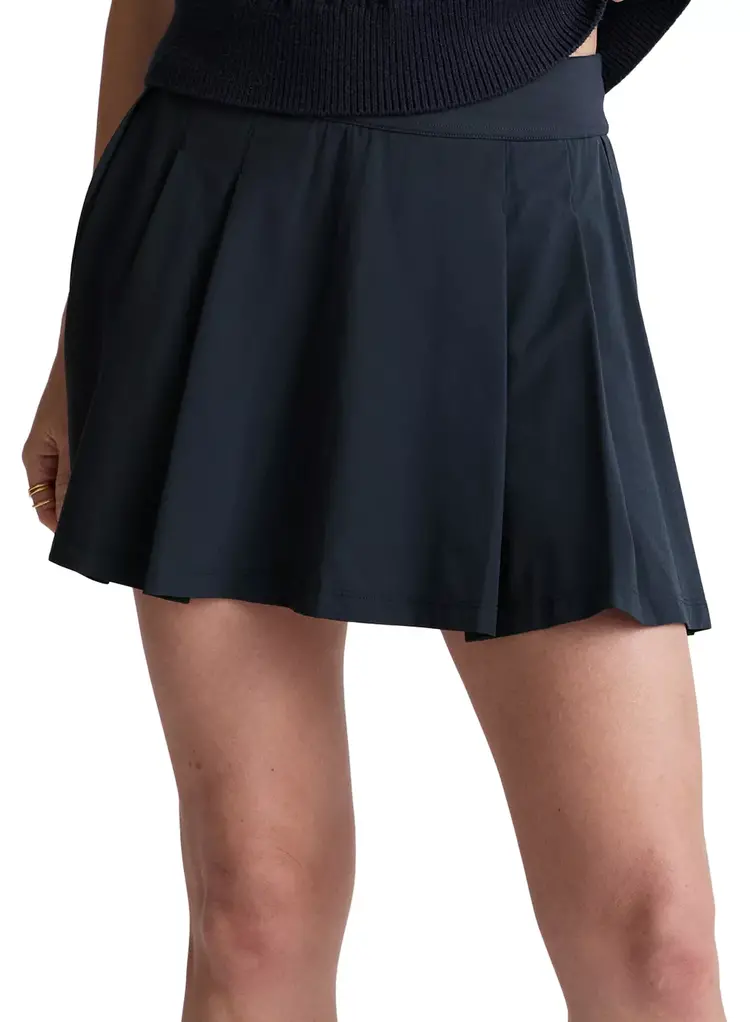 Beyond Yoga Team Pleated Skirt - Nocturnal Navy