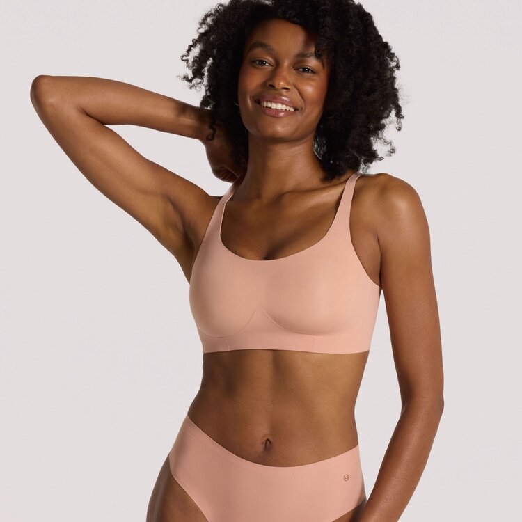 Evelyn & Bobbie Structured Scoop Bralette - Himalayan Salt