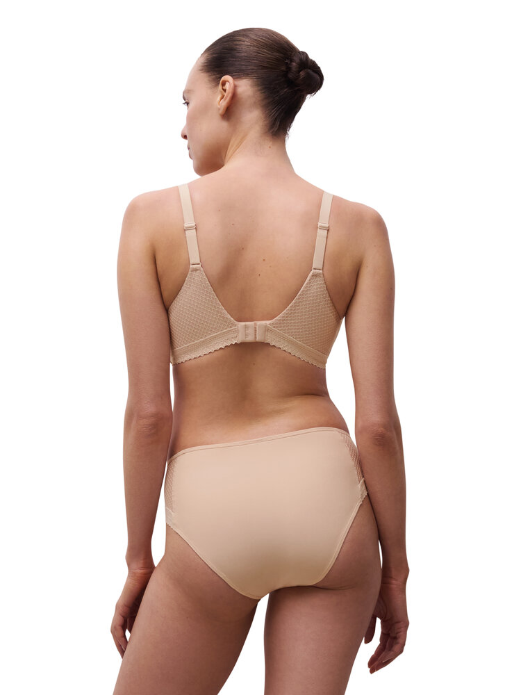 Chantelle Romance T-Shirt Bra - Sand