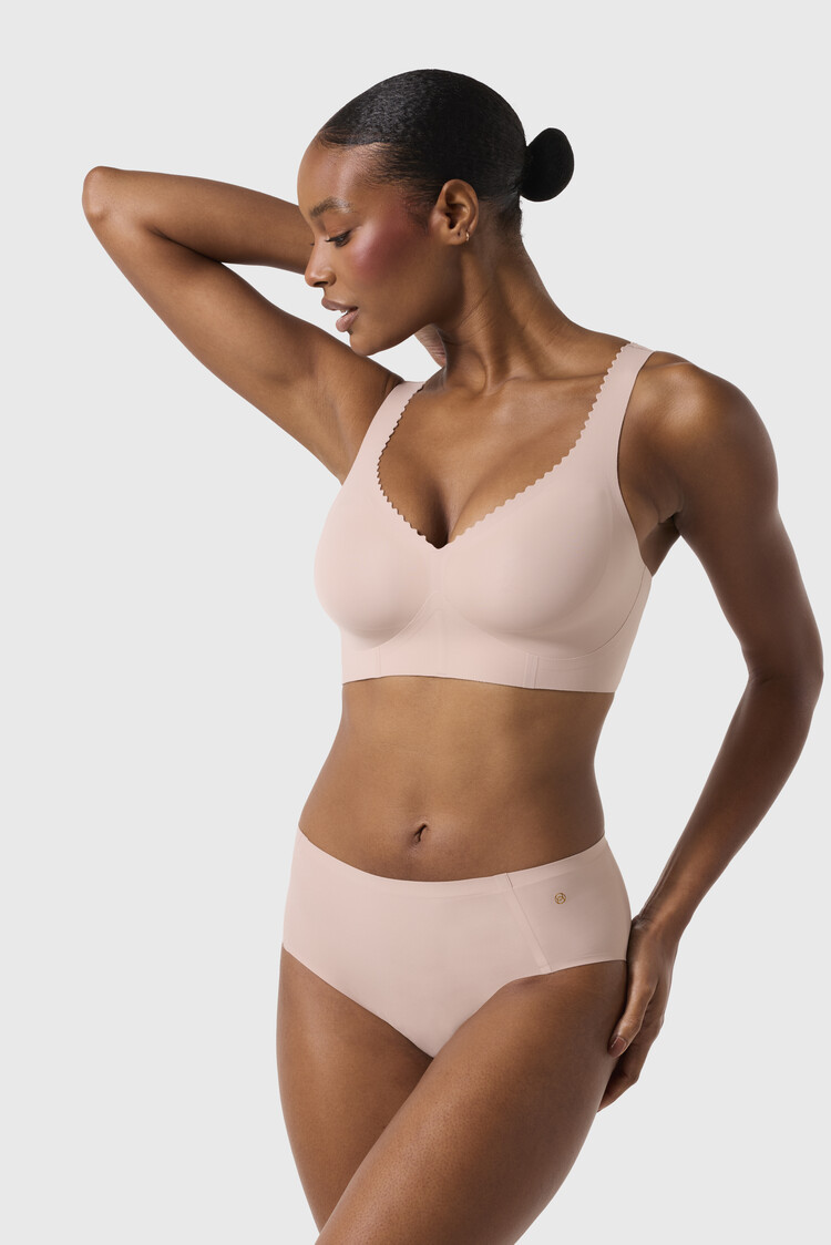 Evelyn & Bobbie Evelyn Bralette - Petal Drift