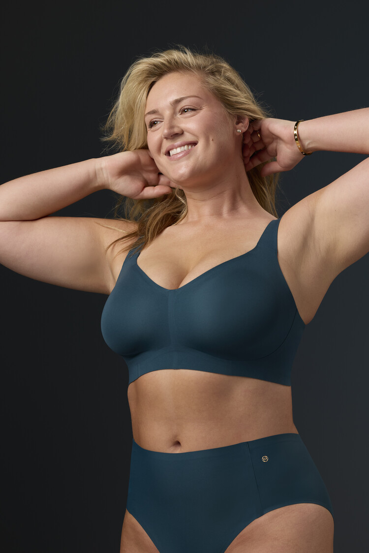 Evelyn & Bobbie Beyond Bralette - Deep Tide