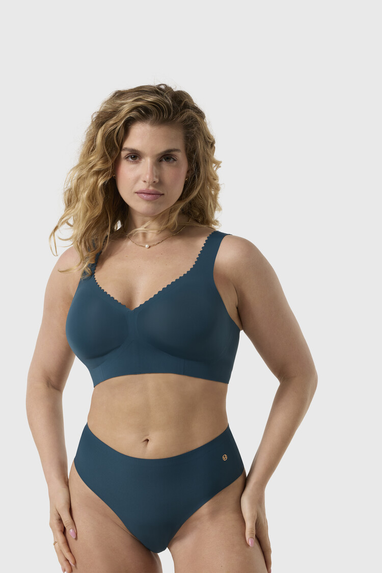 Evelyn & Bobbie Evelyn Bralette - Deep Tide