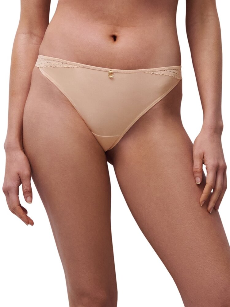 Chantelle Romance Thong Panty - Sand (01N)