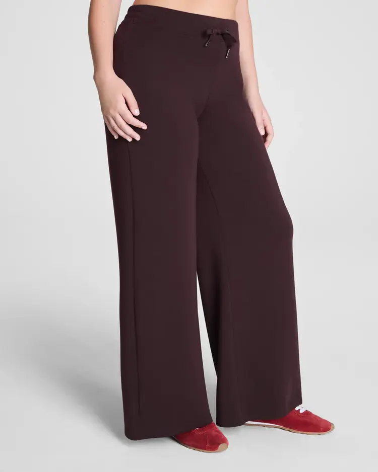 Spanx AirEssentials Wide Leg Pant - Truffle Brown (TRFBR)