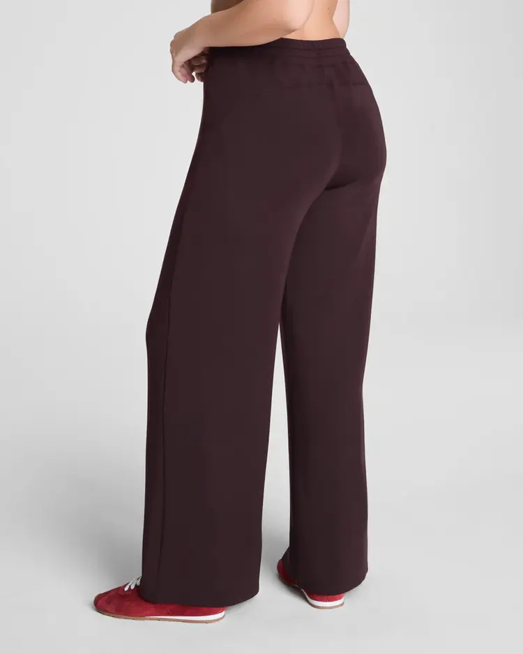 Spanx AirEssentials Wide Leg Pant - Truffle Brown (TRFBR)