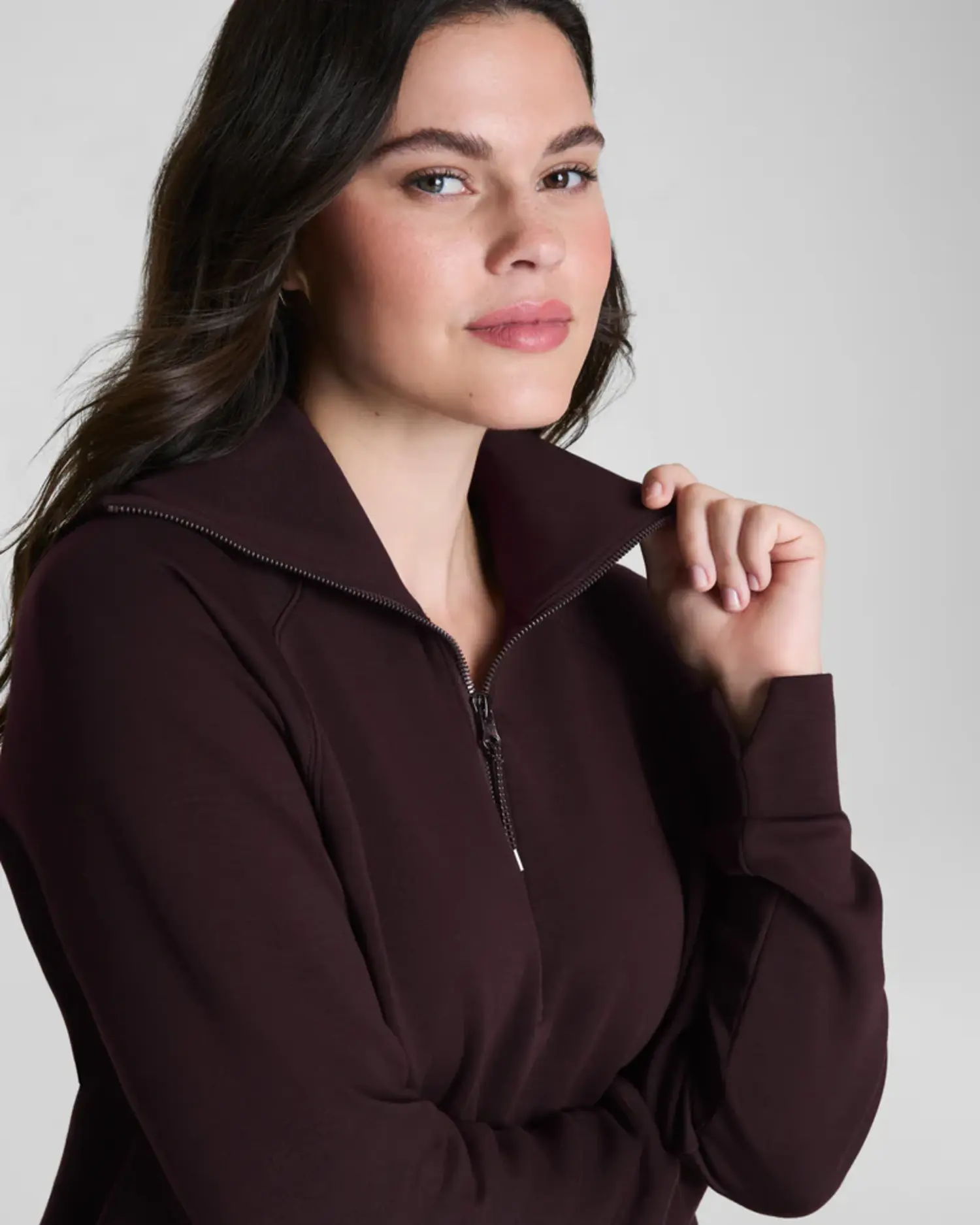 AirEssentials Half-Zip Sweatshirt 50346R Truffle Brown (TRFBR