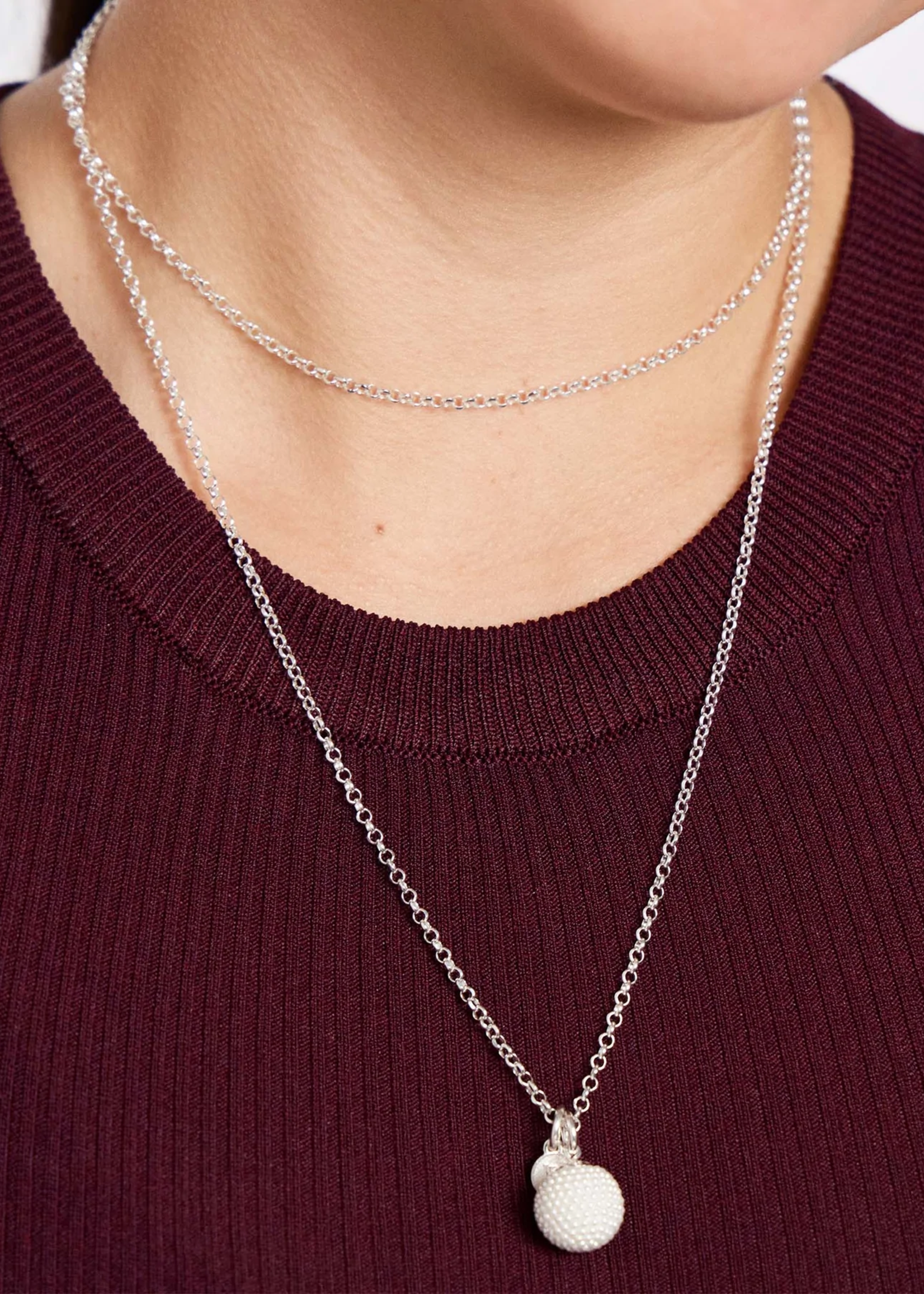 Hillberg & Berk Pearl Sparkle Long Pendant Necklace