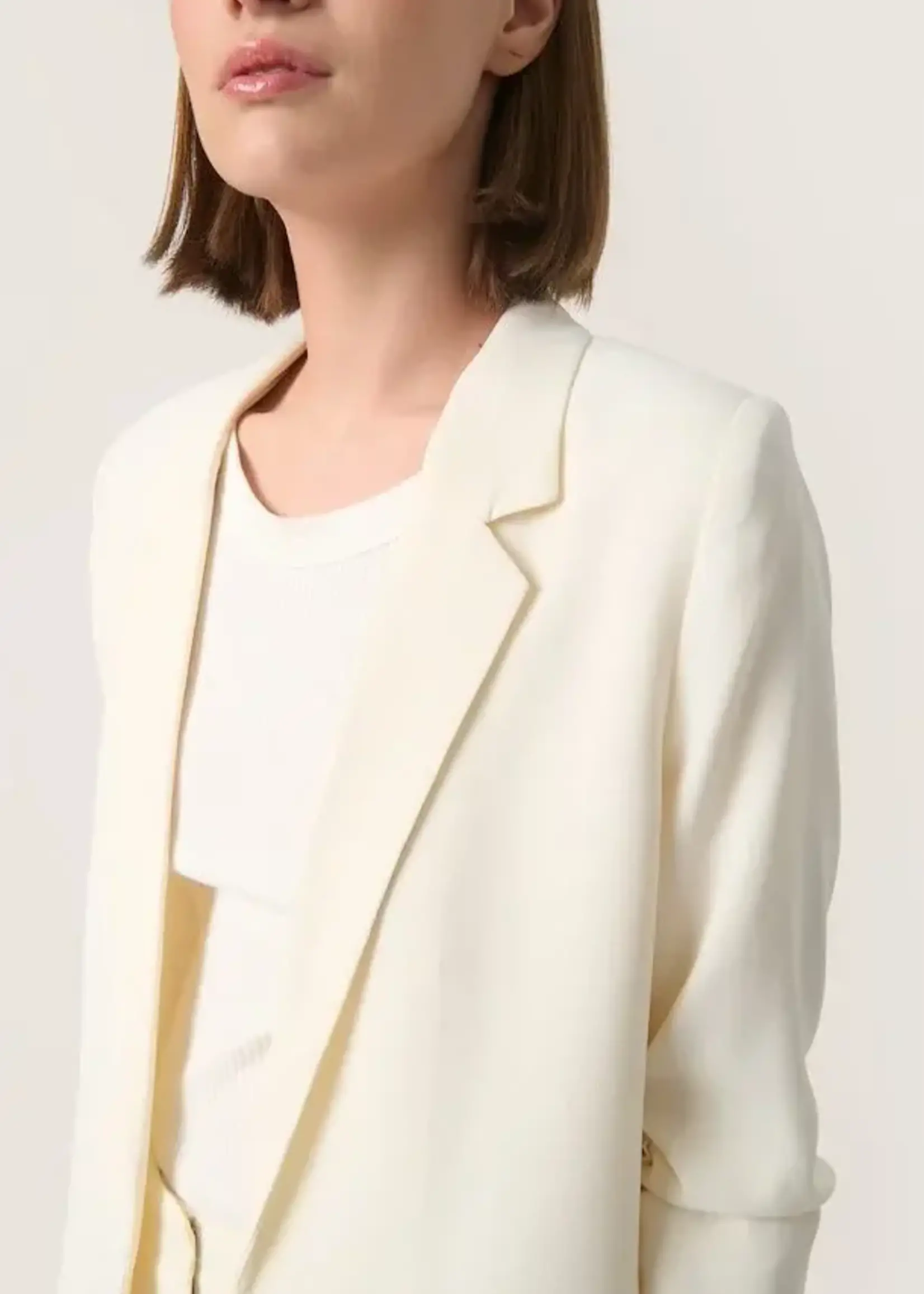 Soaked in Luxury Shirley Short Sleeve Blazer