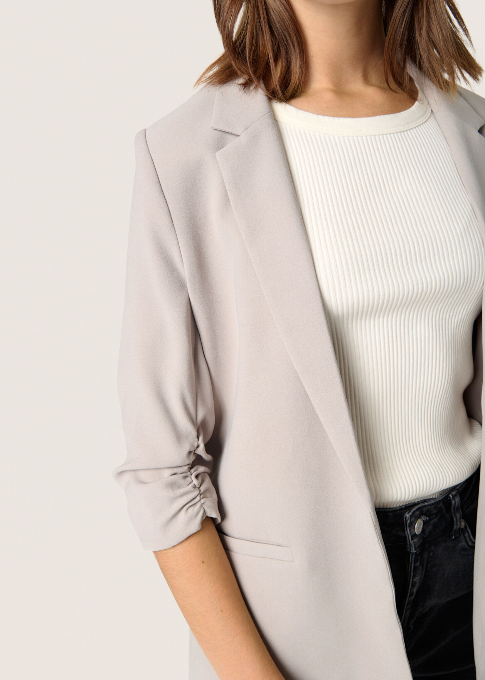 Soaked in Luxury Shirley Short-Sleeve Blazer