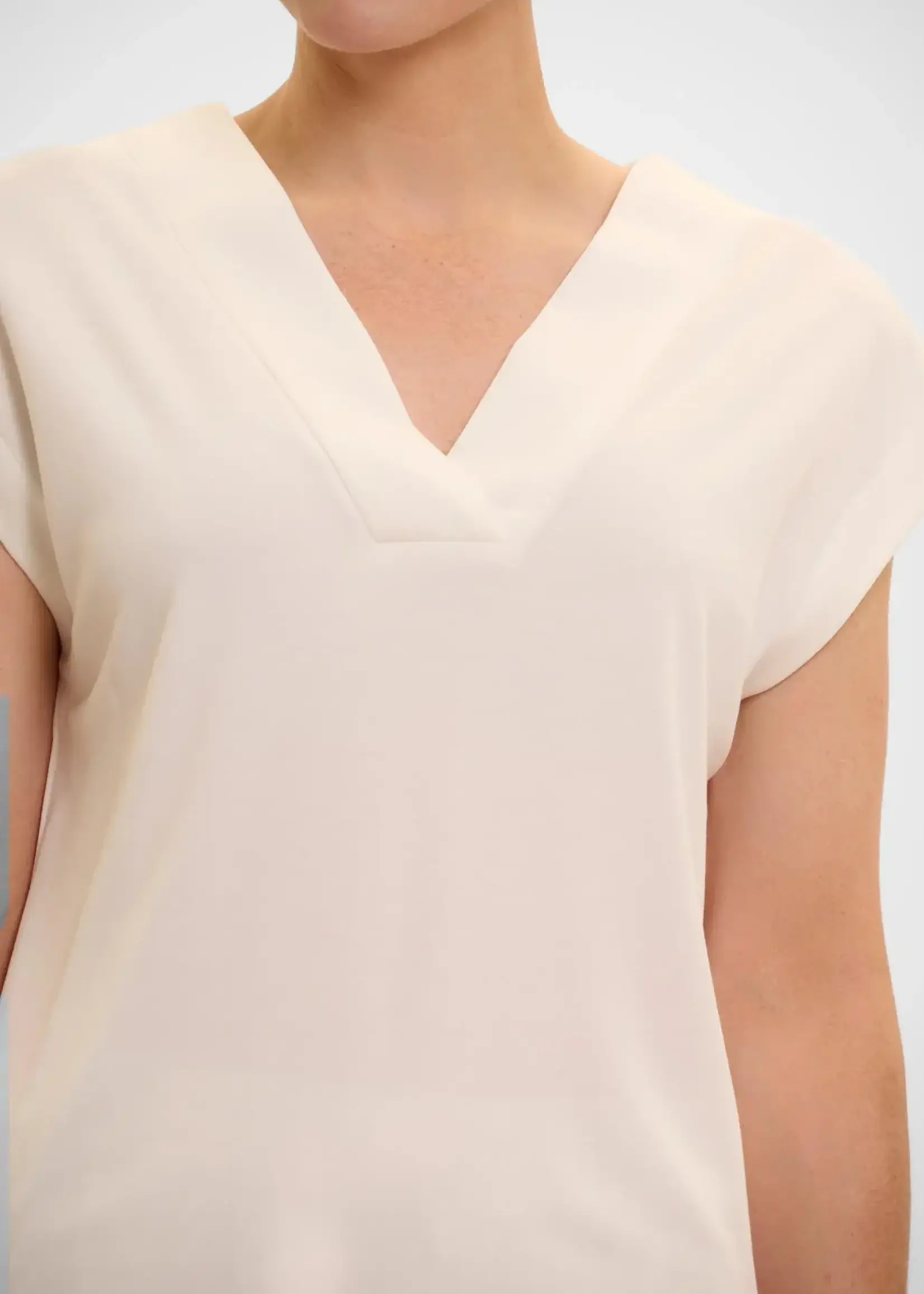 Rino & Pelle Oda V-Neck Top