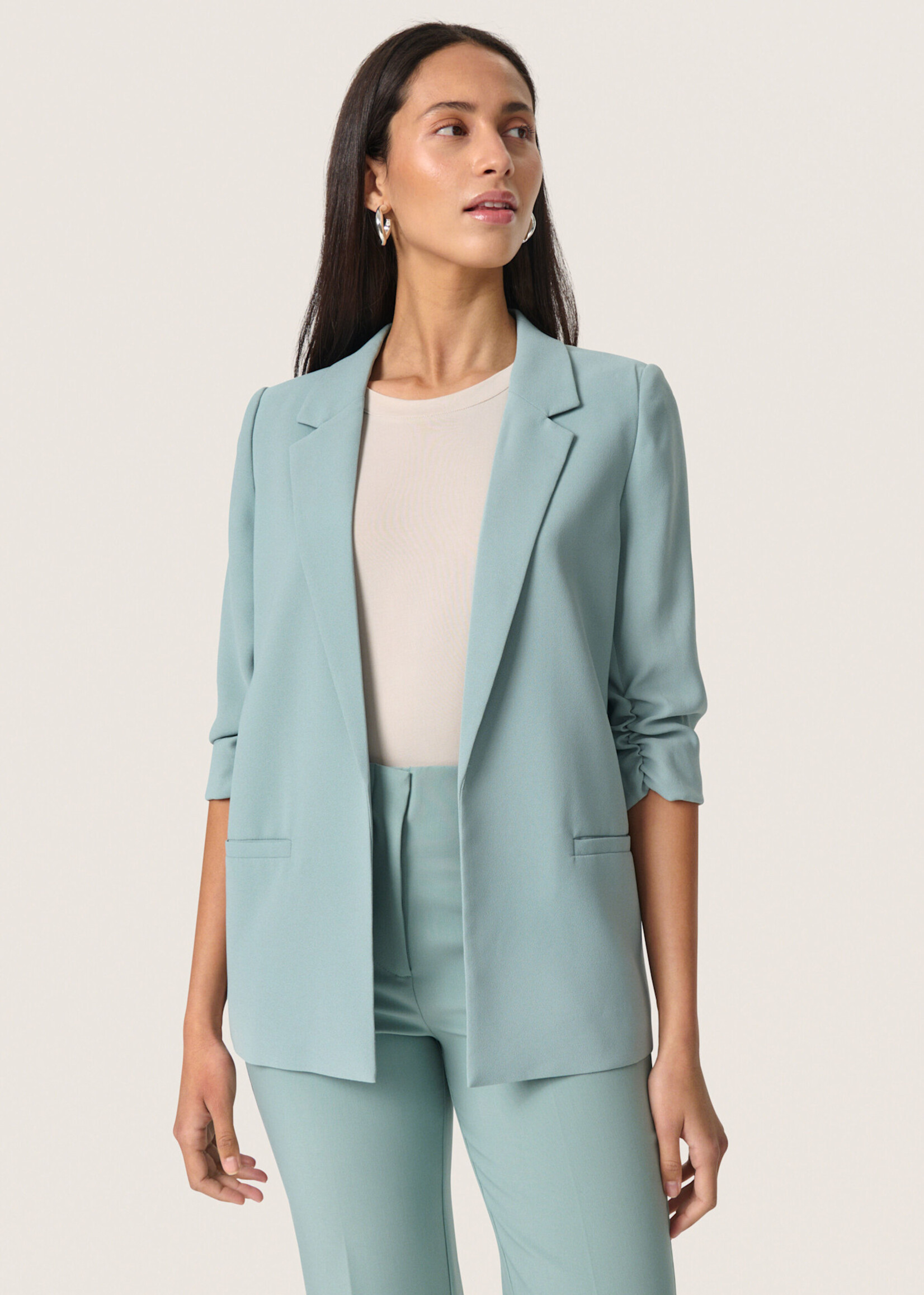 Soaked in Luxury Shirley Short Sleeve Blazer