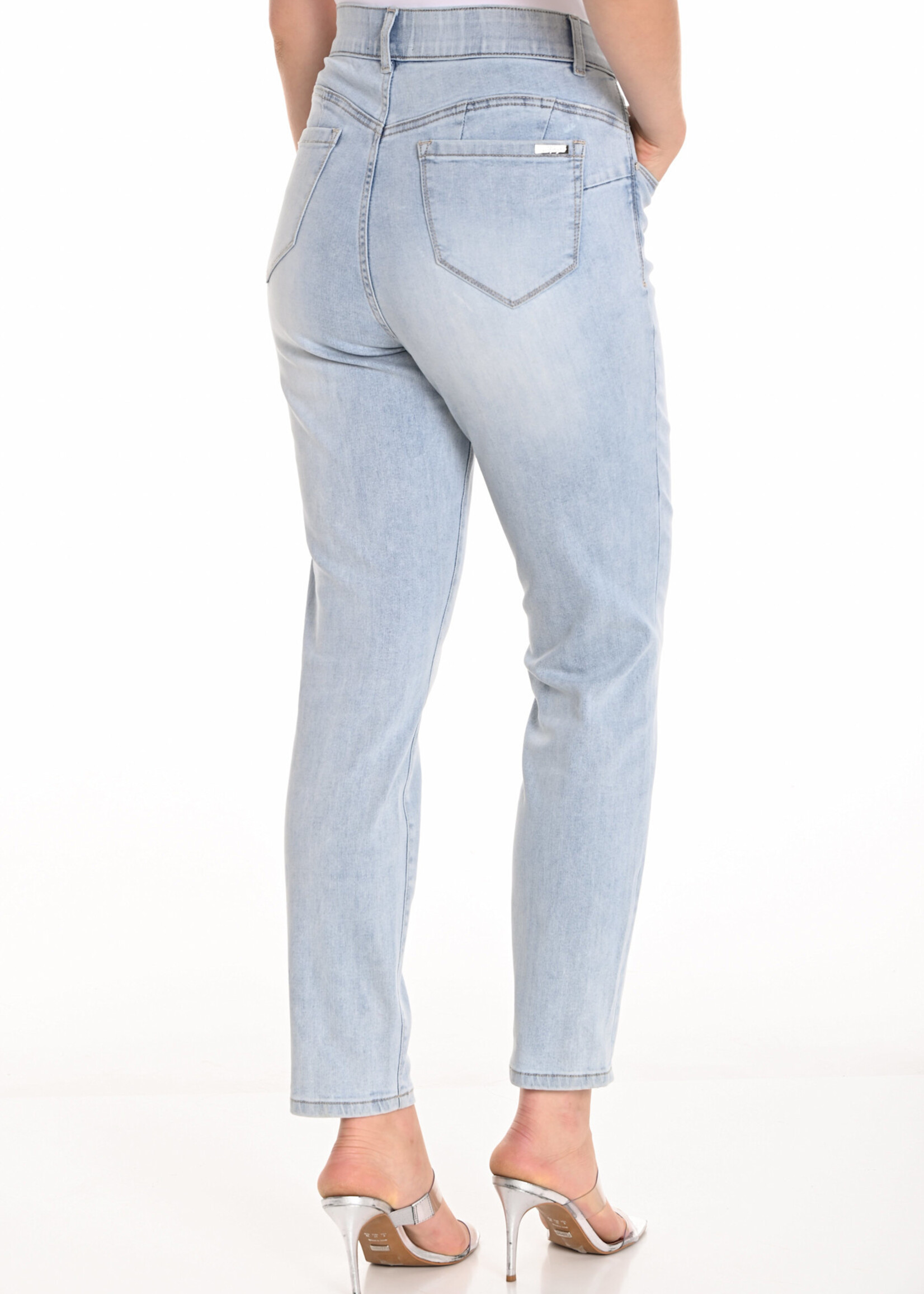 Frank Lyman Denim Jean Slim Straight Leg