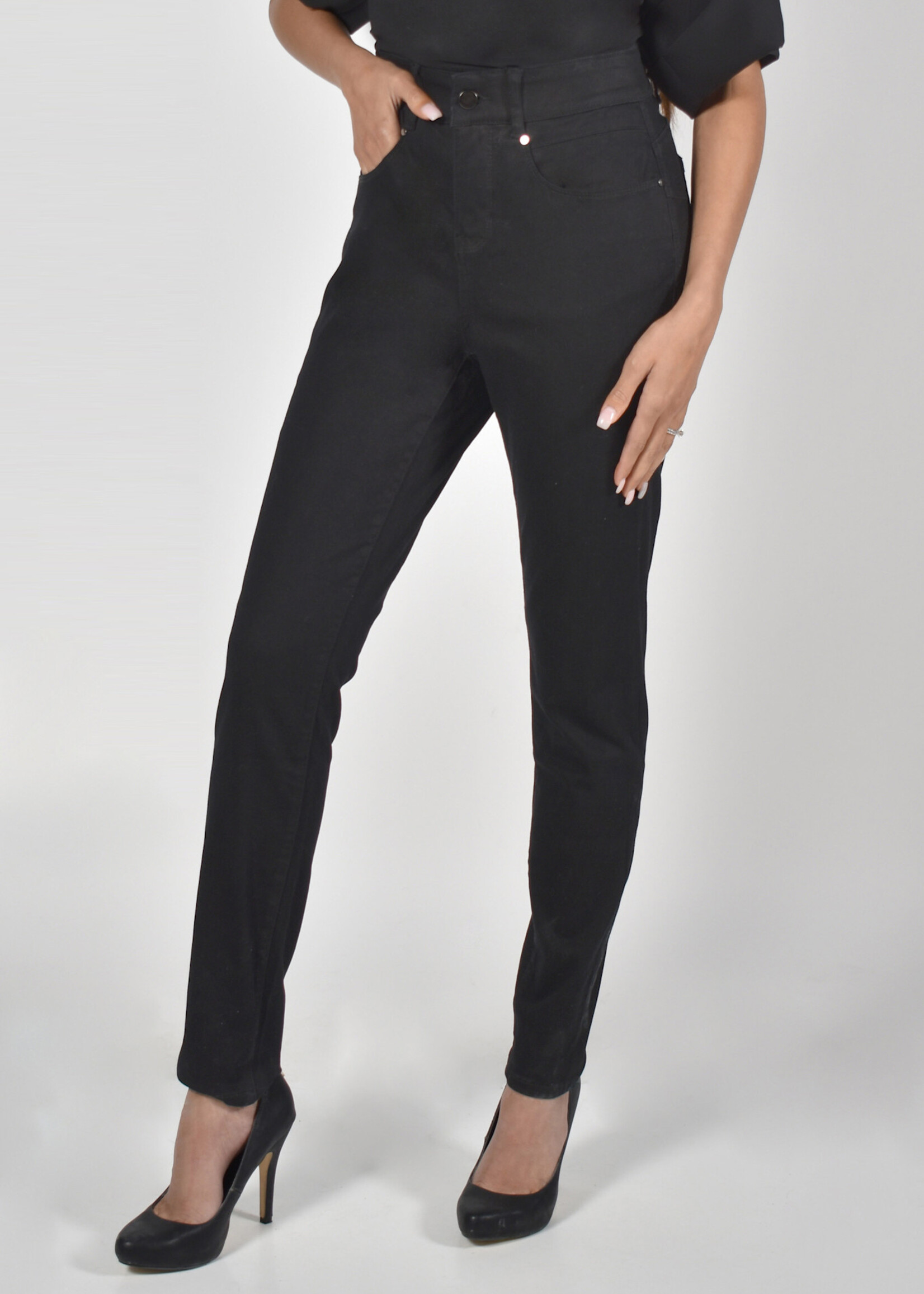 Frank Lyman Denim Jean Slim Straight Leg