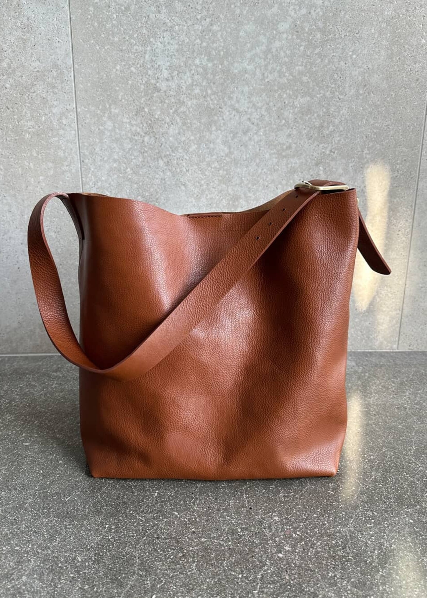 BRAVE Leather Zyla Vachetta Tote