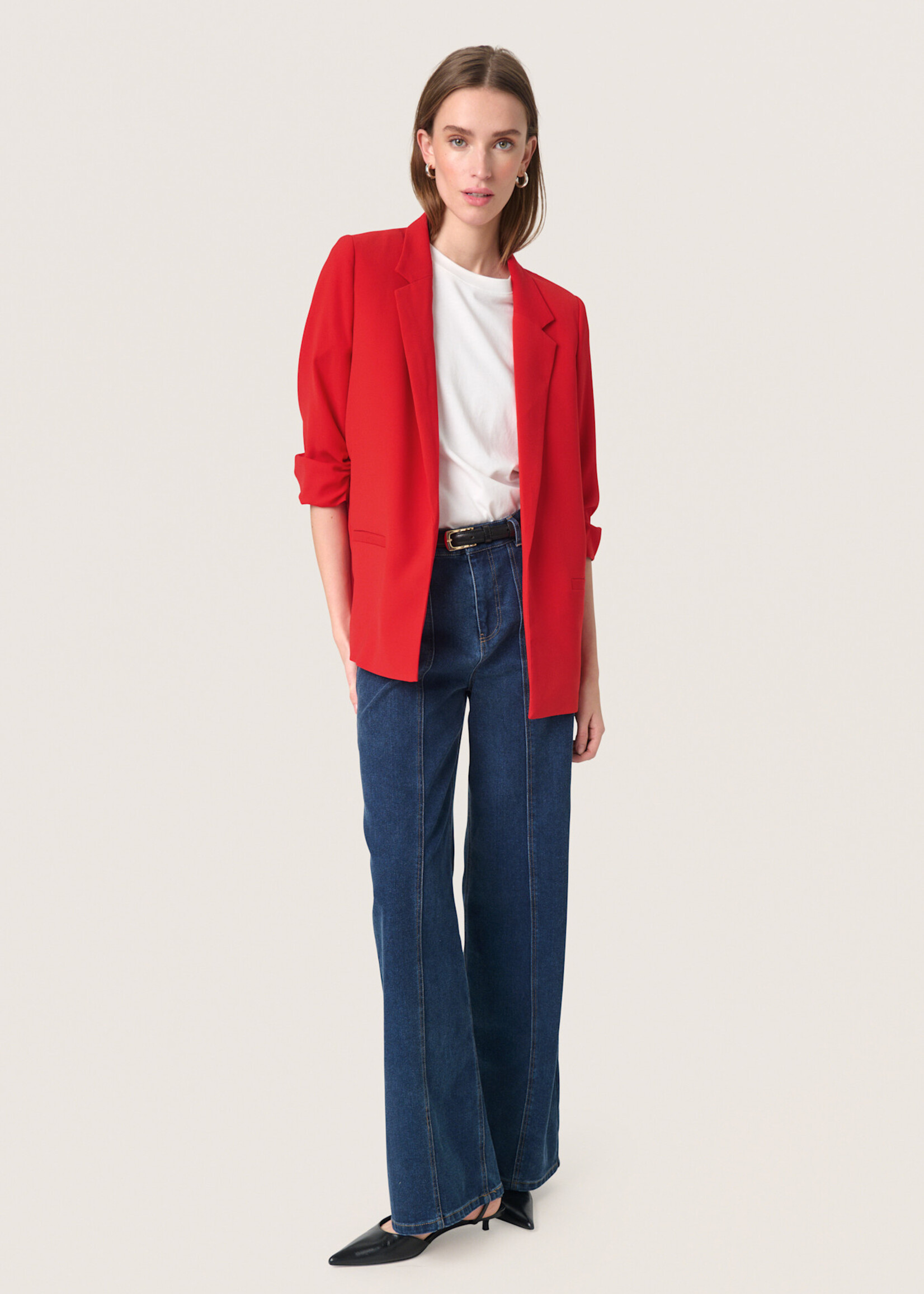 Soaked in Luxury Shirley Short Sleeve Blazer