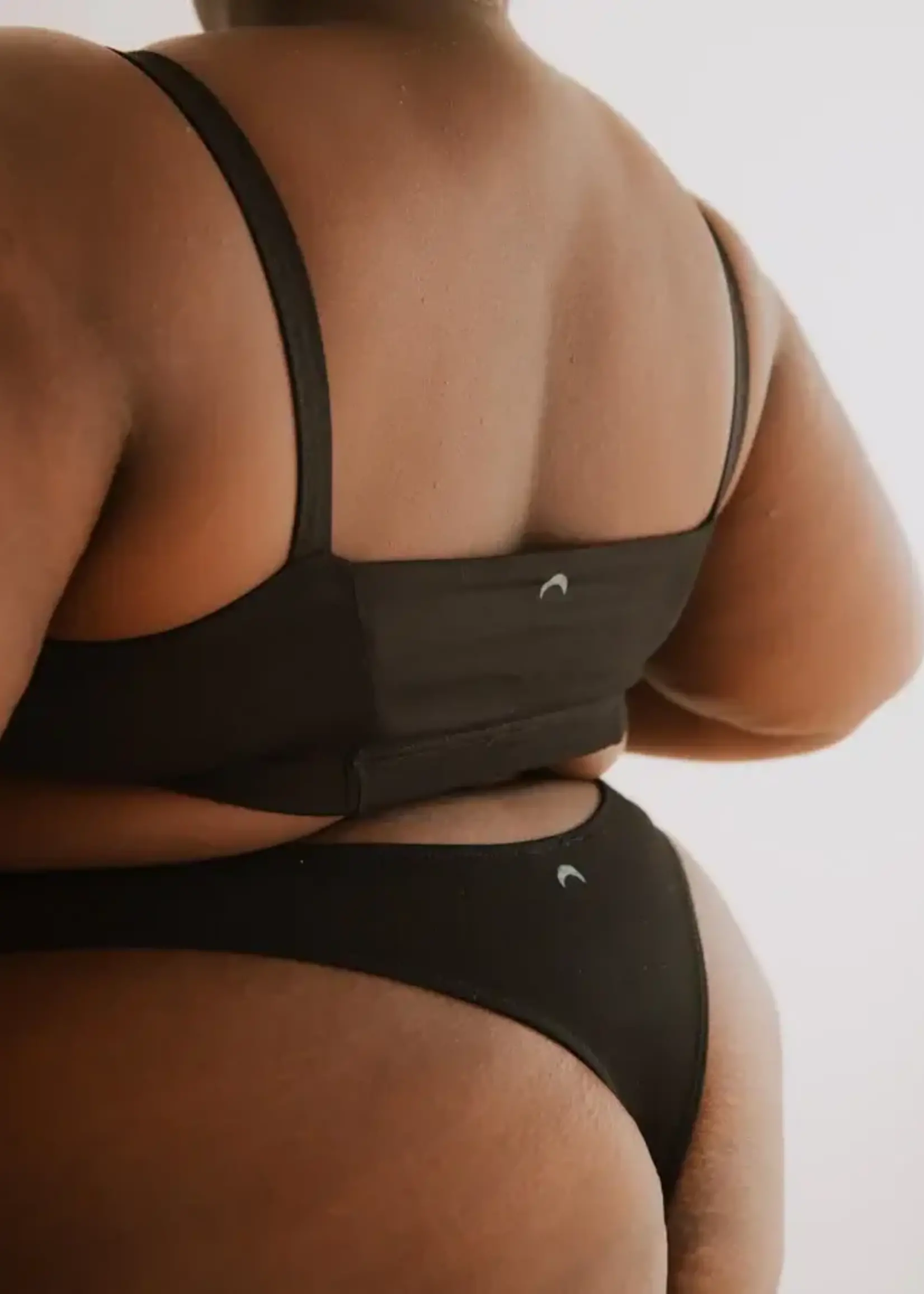 HUHA Undies High Rise Thong