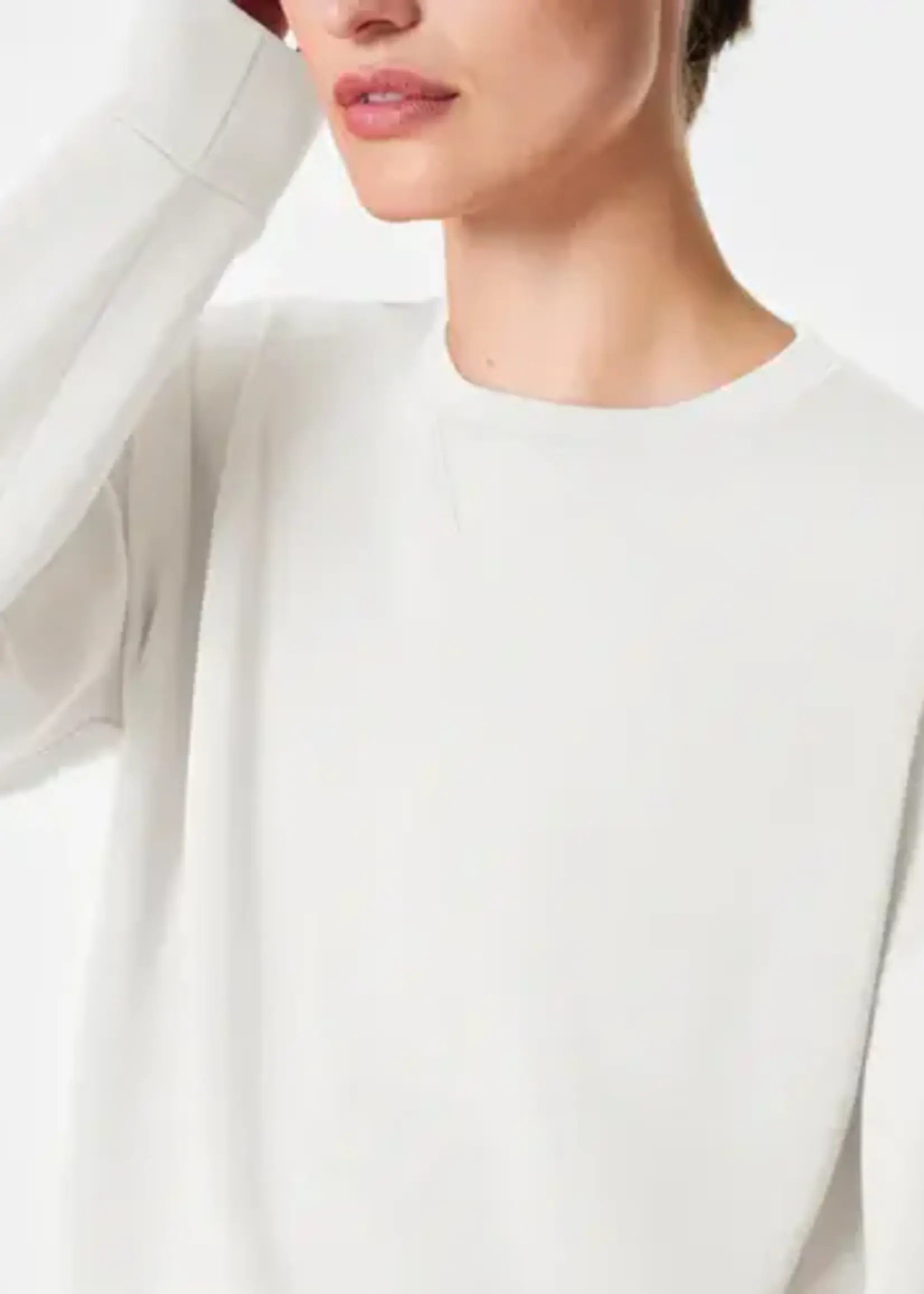 Powder AirEssentials Crewneck