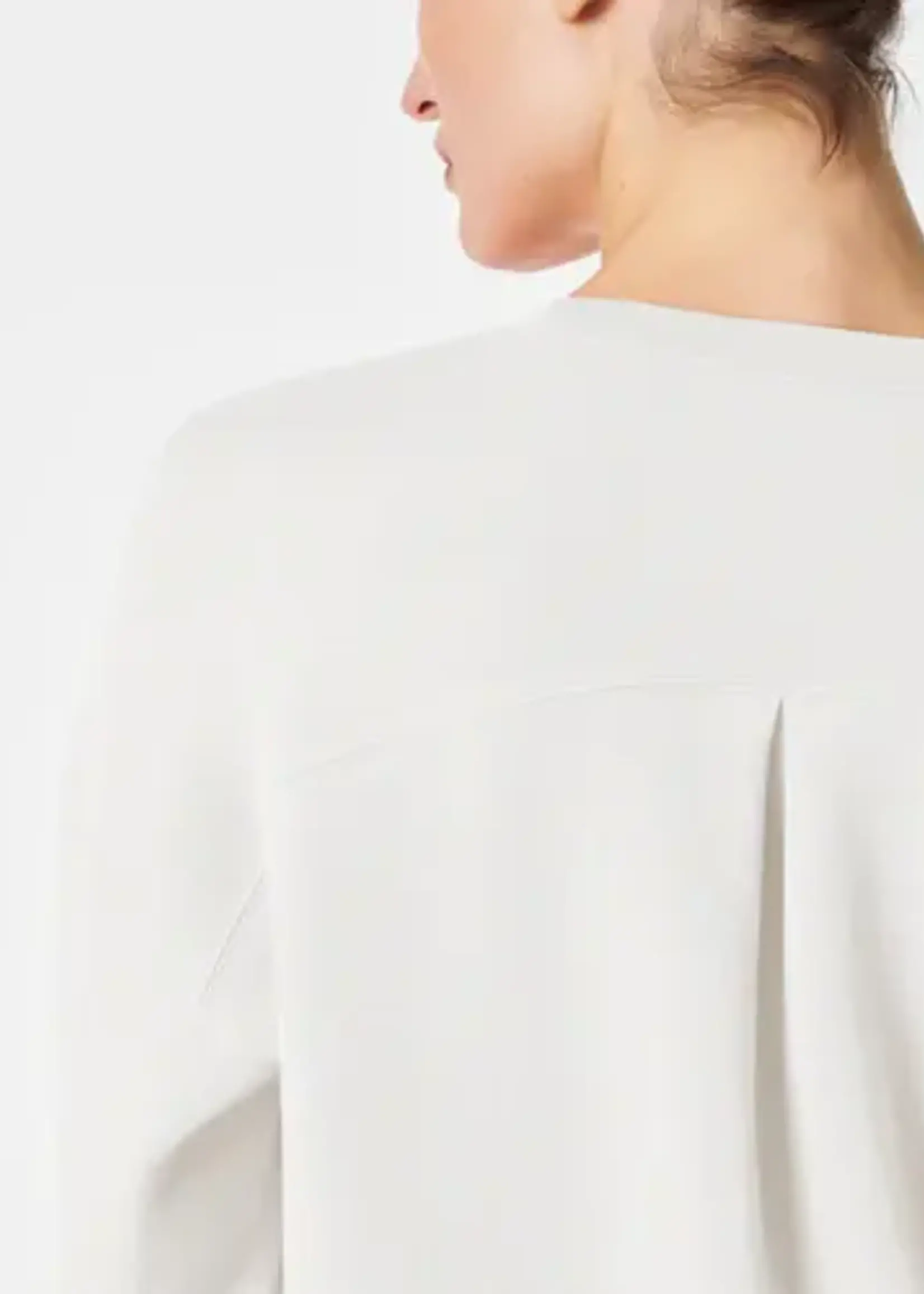 AirEssentials Crewneck