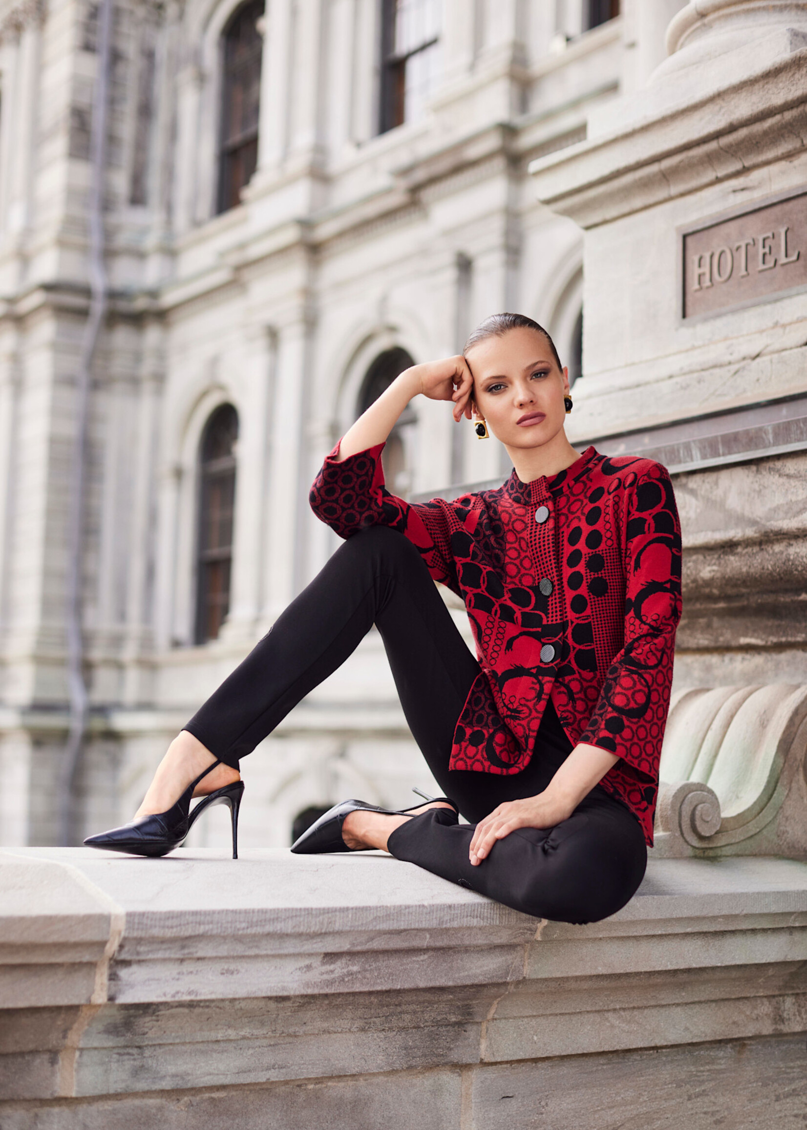 Frank Lyman Knit Legging