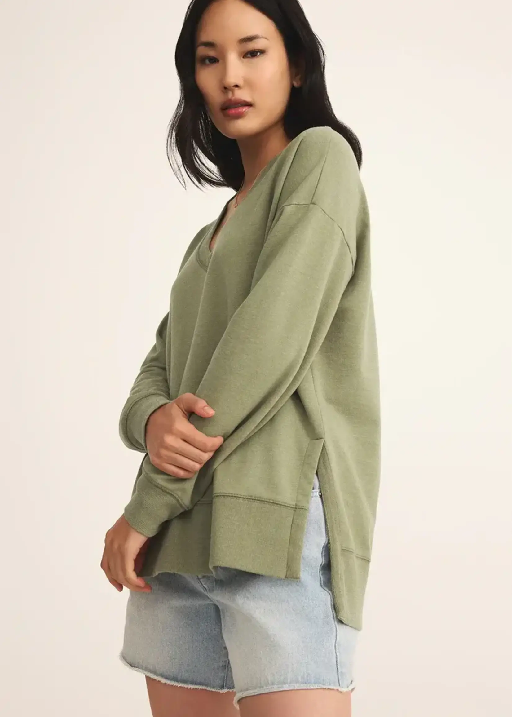 Z SUPPLY Modern V-Neck Weekender