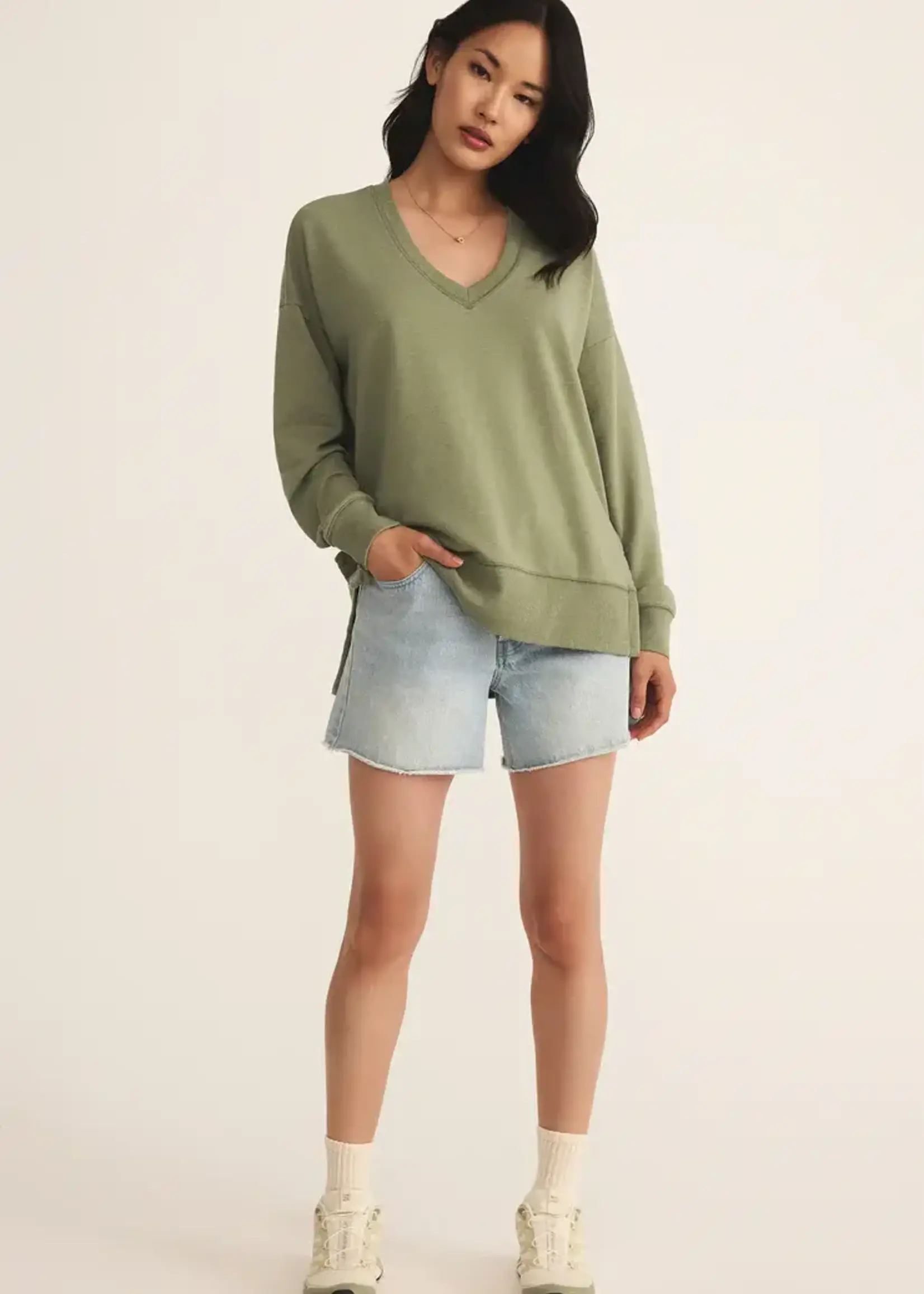Z SUPPLY Modern V-Neck Weekender