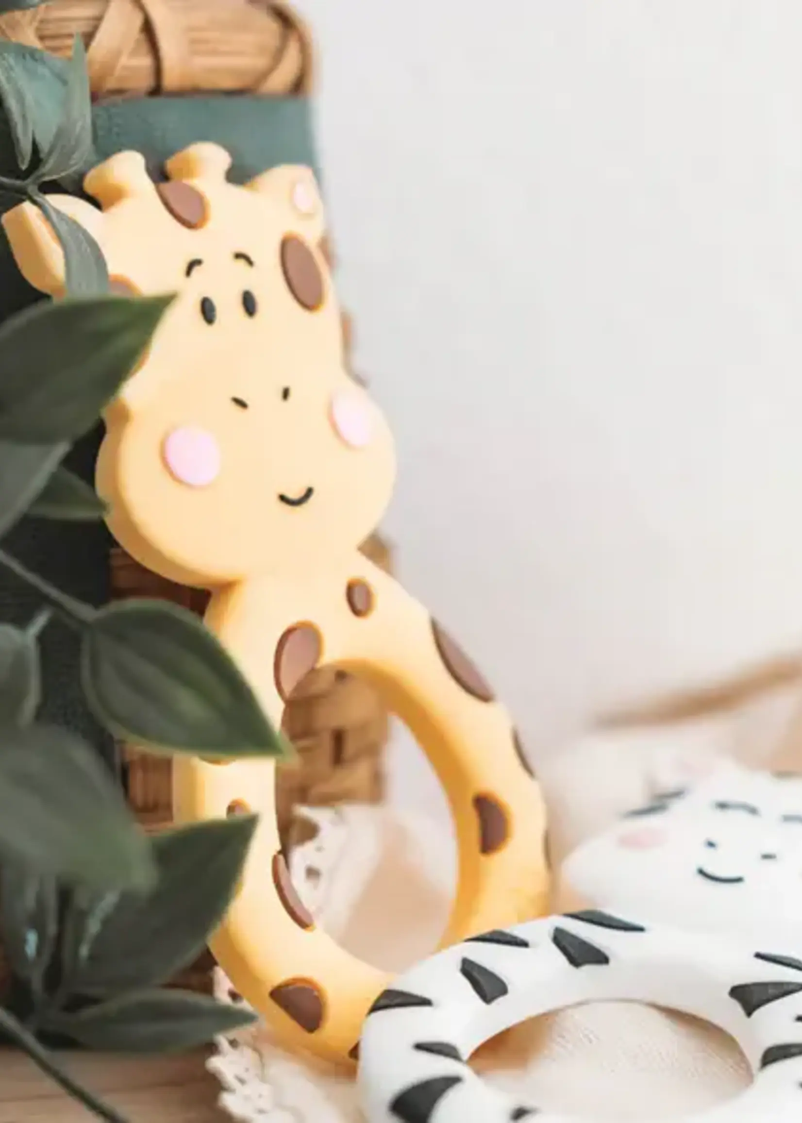 Little Cheeks GIRAFFE  Teether