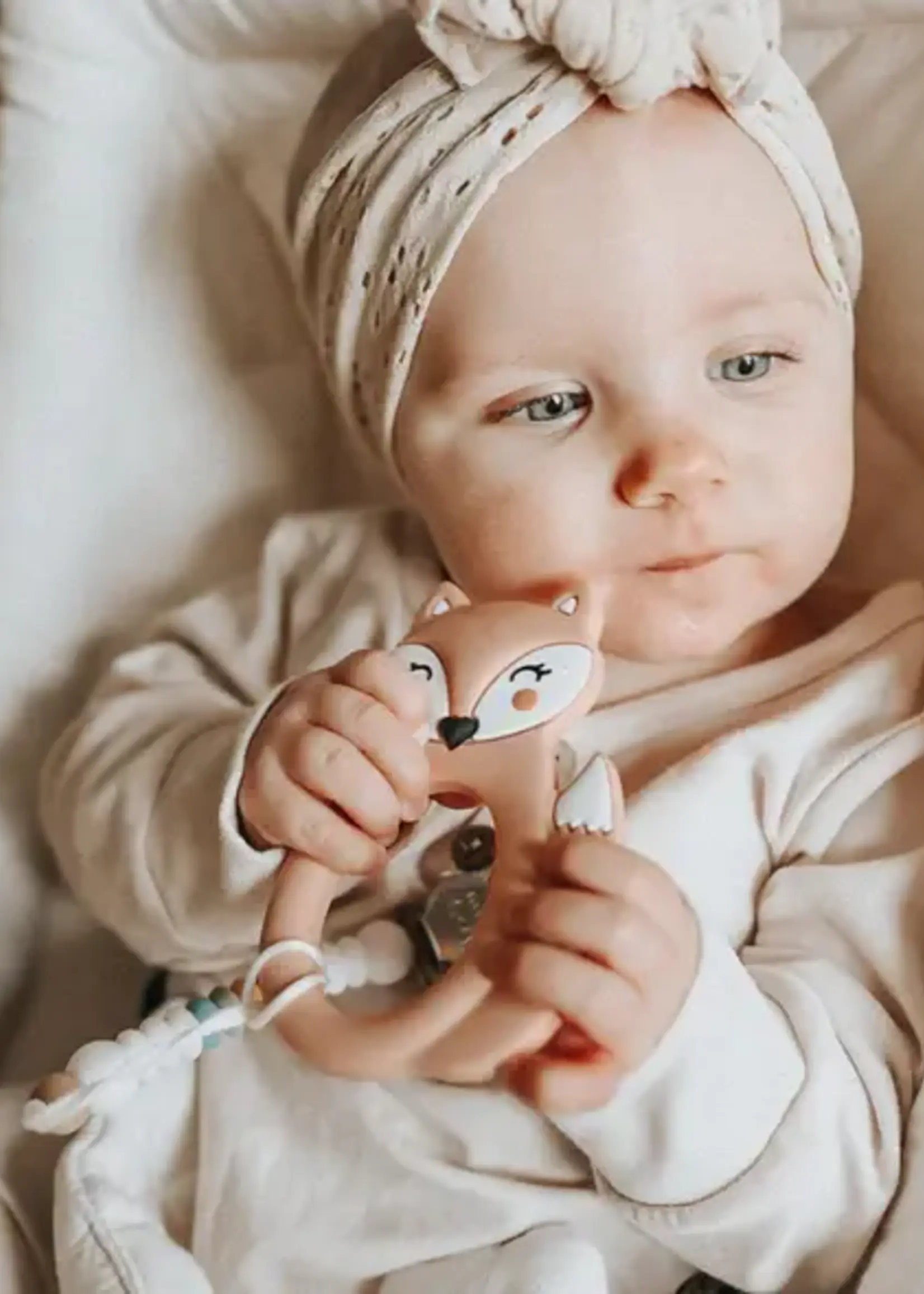 Little Cheeks FOX Teether & Clip