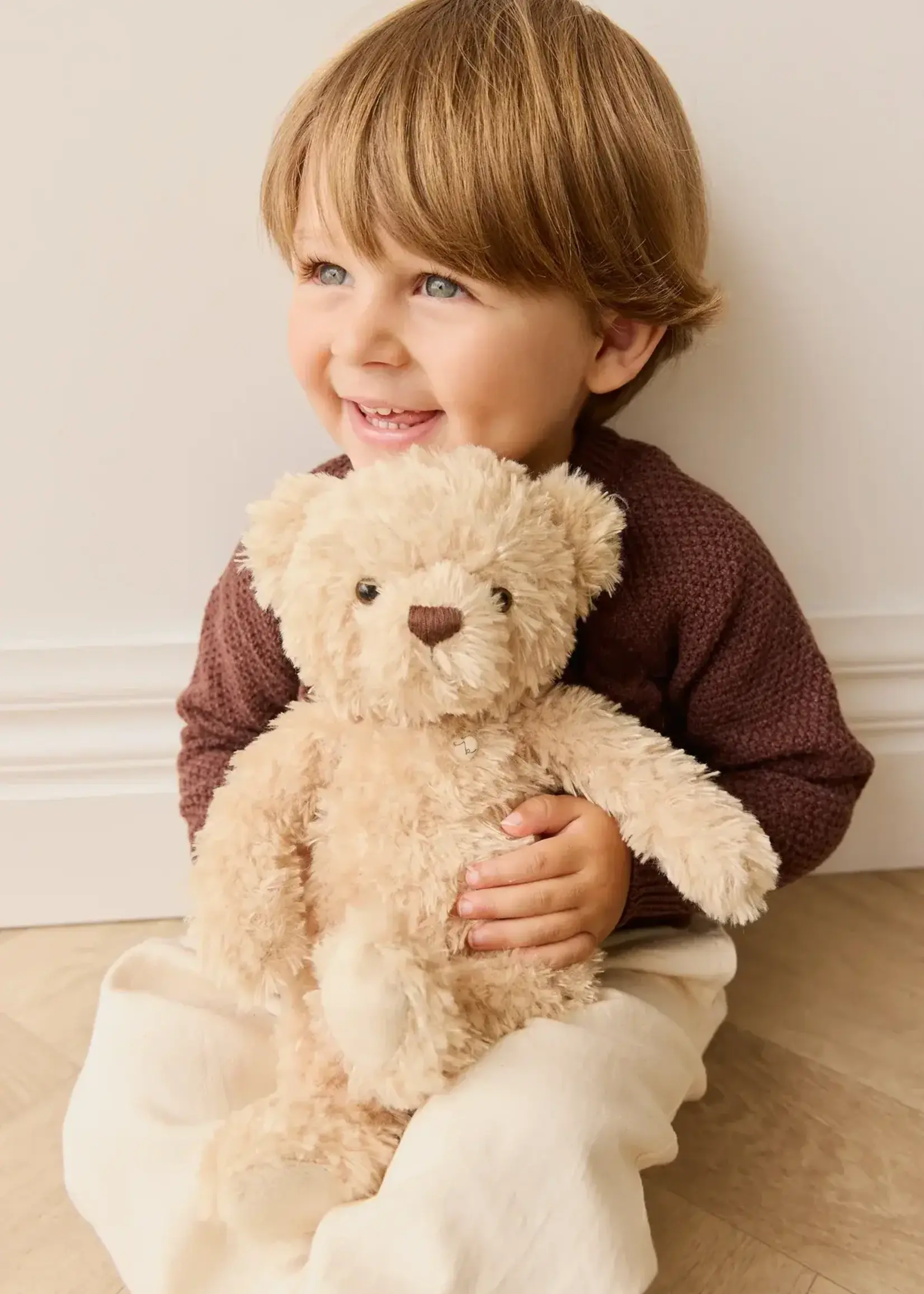 Snuggle Bunnies Plush Arthur the Bear