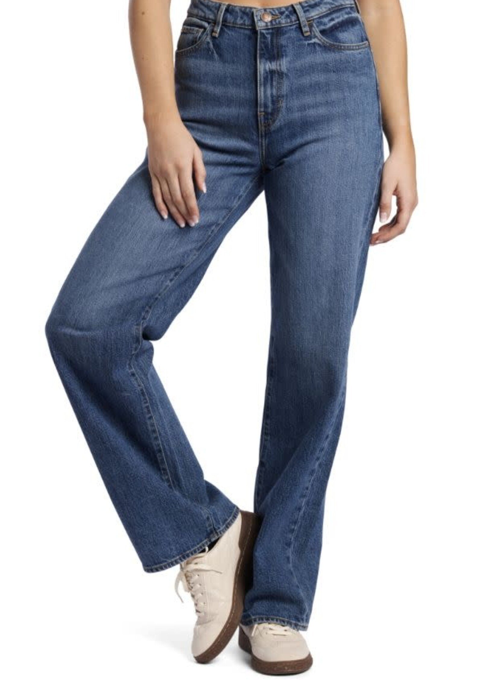 Guess Eco High-Rise Straight Leg Jean