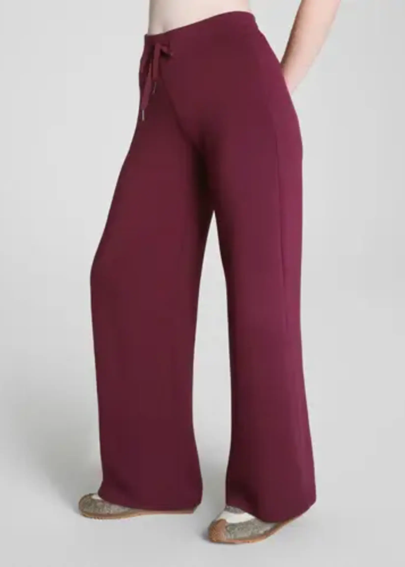 SPANX AirEssentials Wide Leg Pant