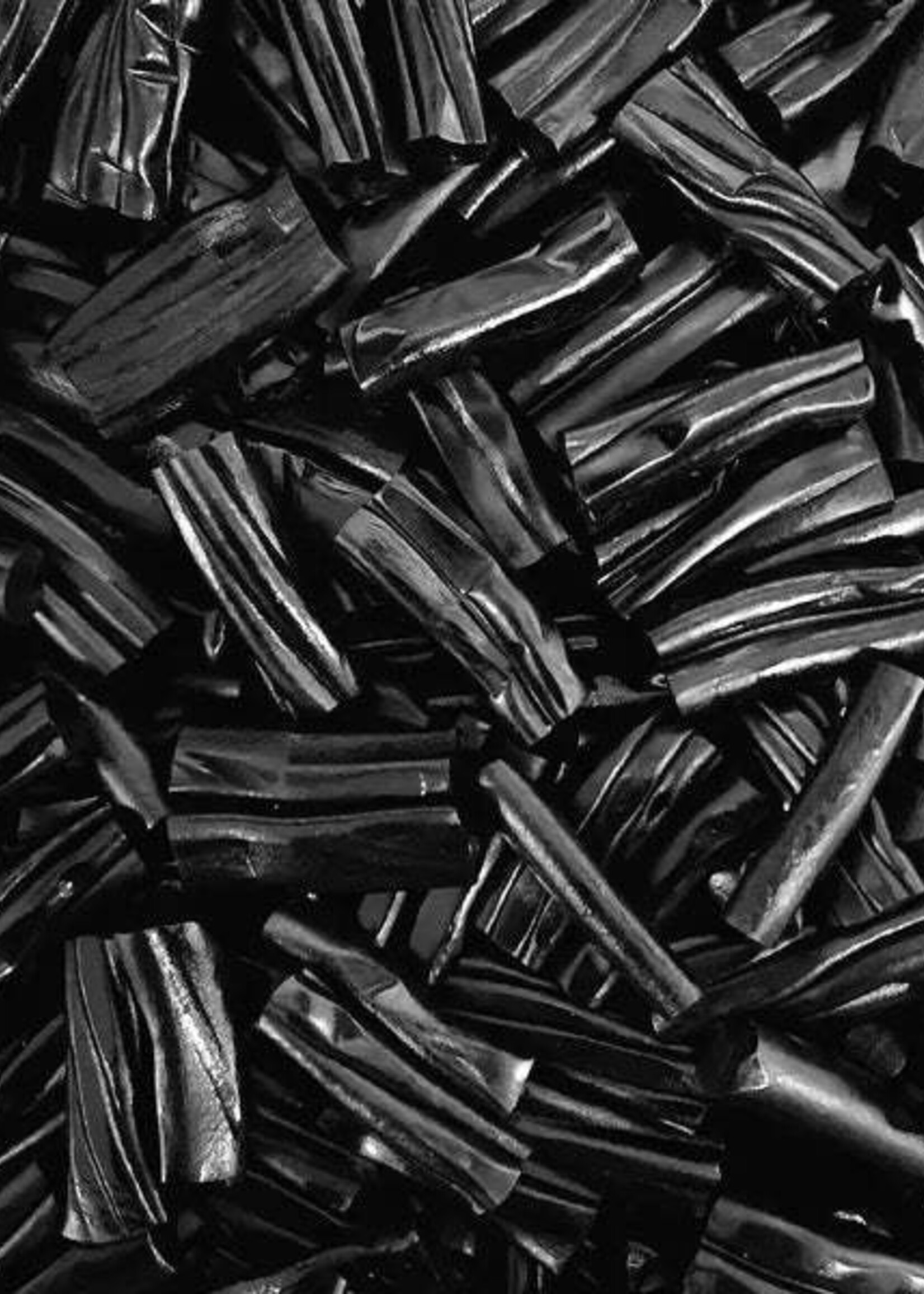 James Street Co. ORANGE NOIR Candle