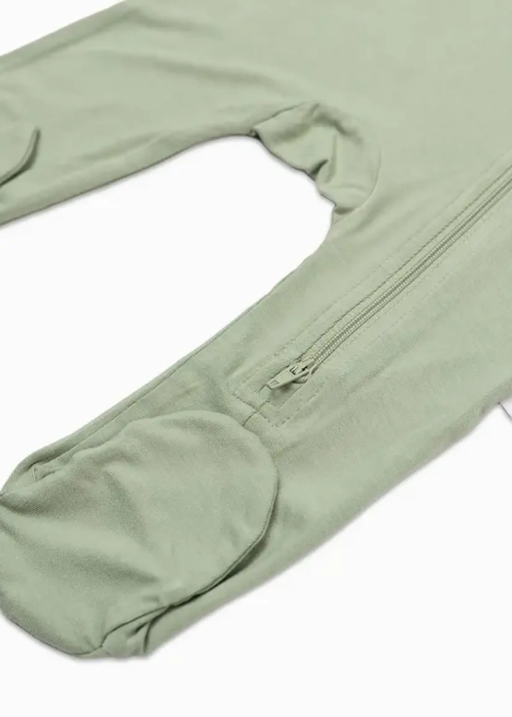 Lulujo Baby Bamboo Footed Sleepers