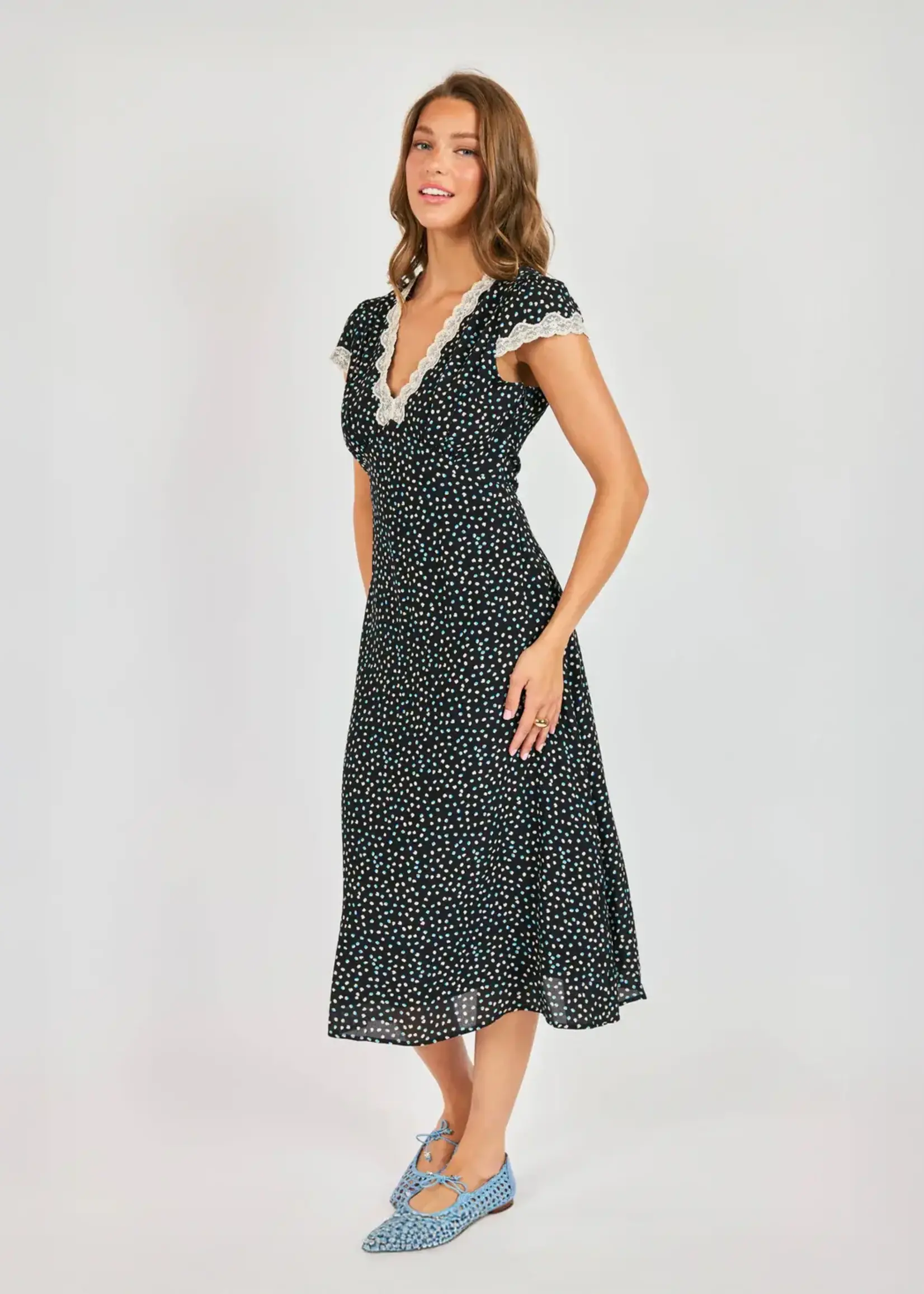 Sadie & Sage New Romance Midi Dress