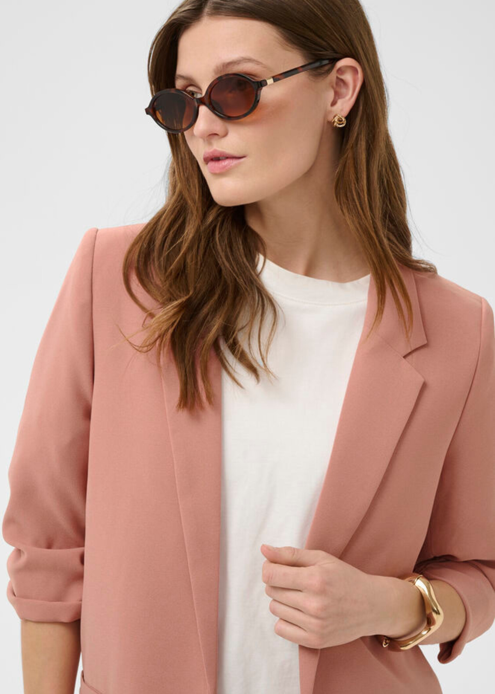 Soaked in Luxury Shirley Short Sleeve Blazer