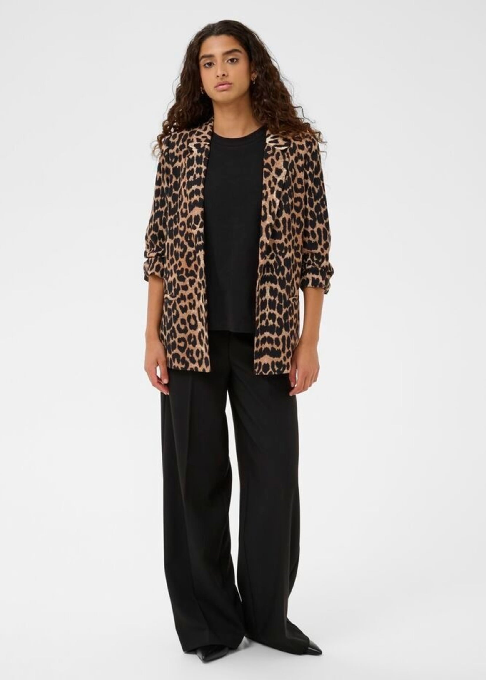 Soaked in Luxury Shirley Short Sleeve Printed Blazer