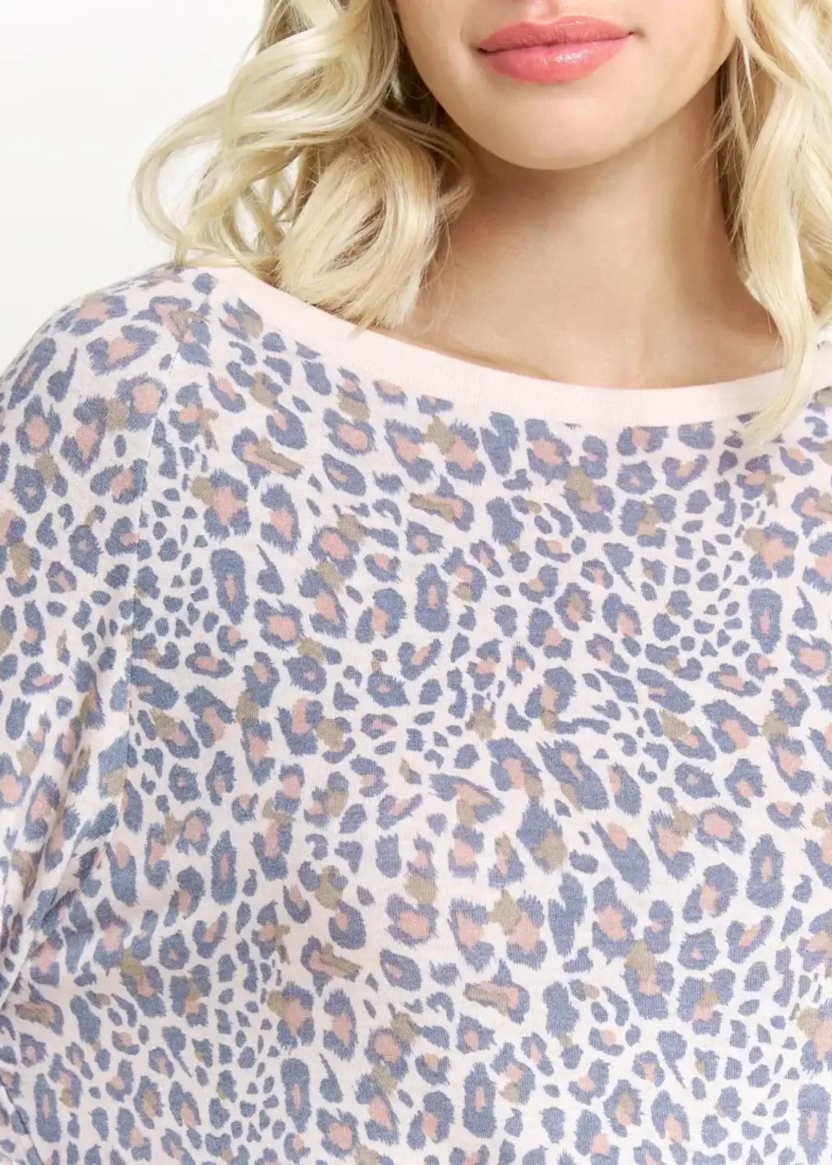 Honeydew Natural Leopard Star Seeker Lounge Set