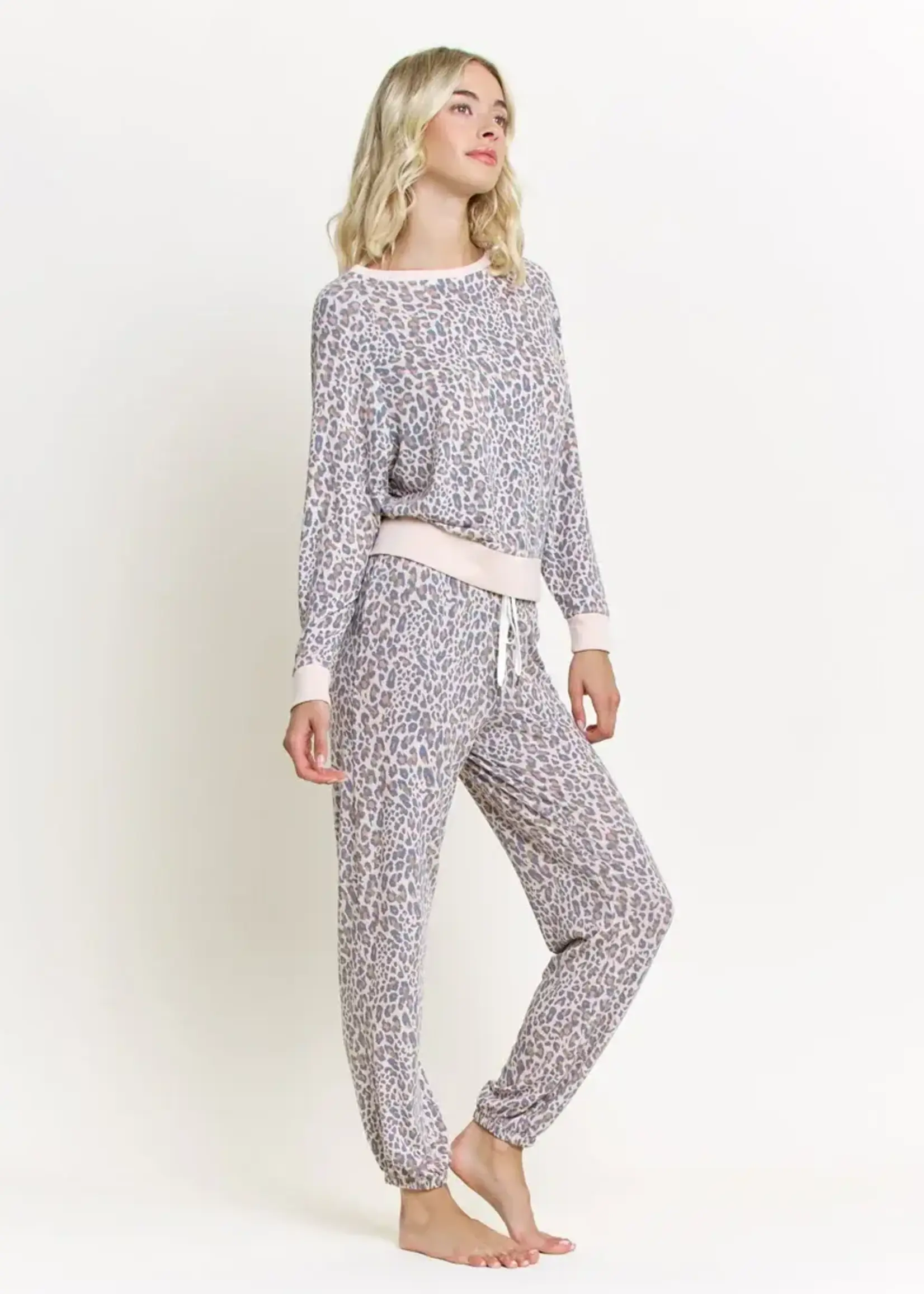 Honeydew Natural Leopard Star Seeker Lounge Set