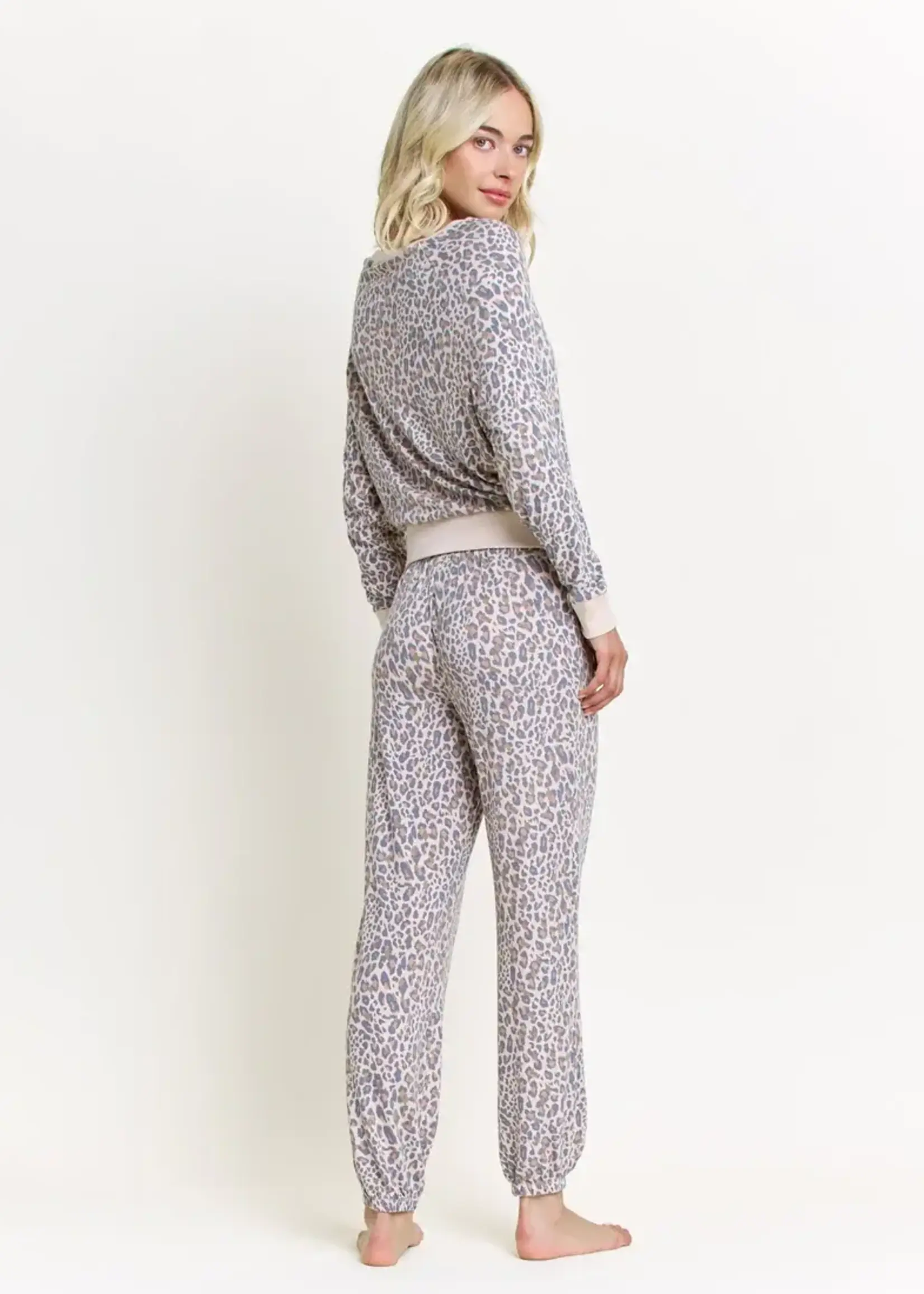 Honeydew Natural Leopard Star Seeker Lounge Set