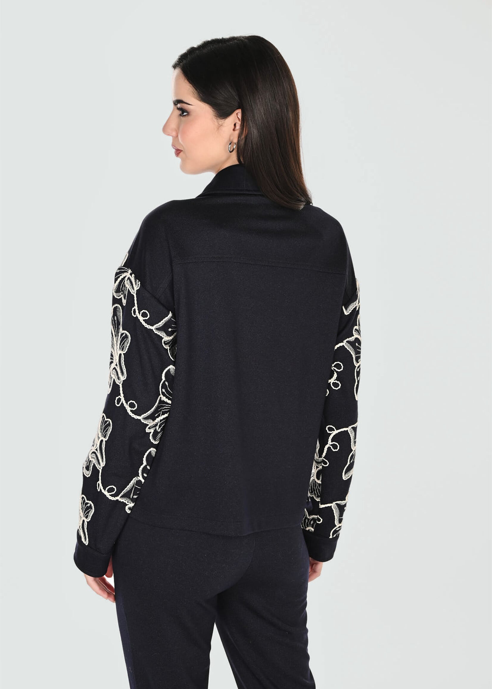 Frank Lyman Floral Long Sleeve Blouse