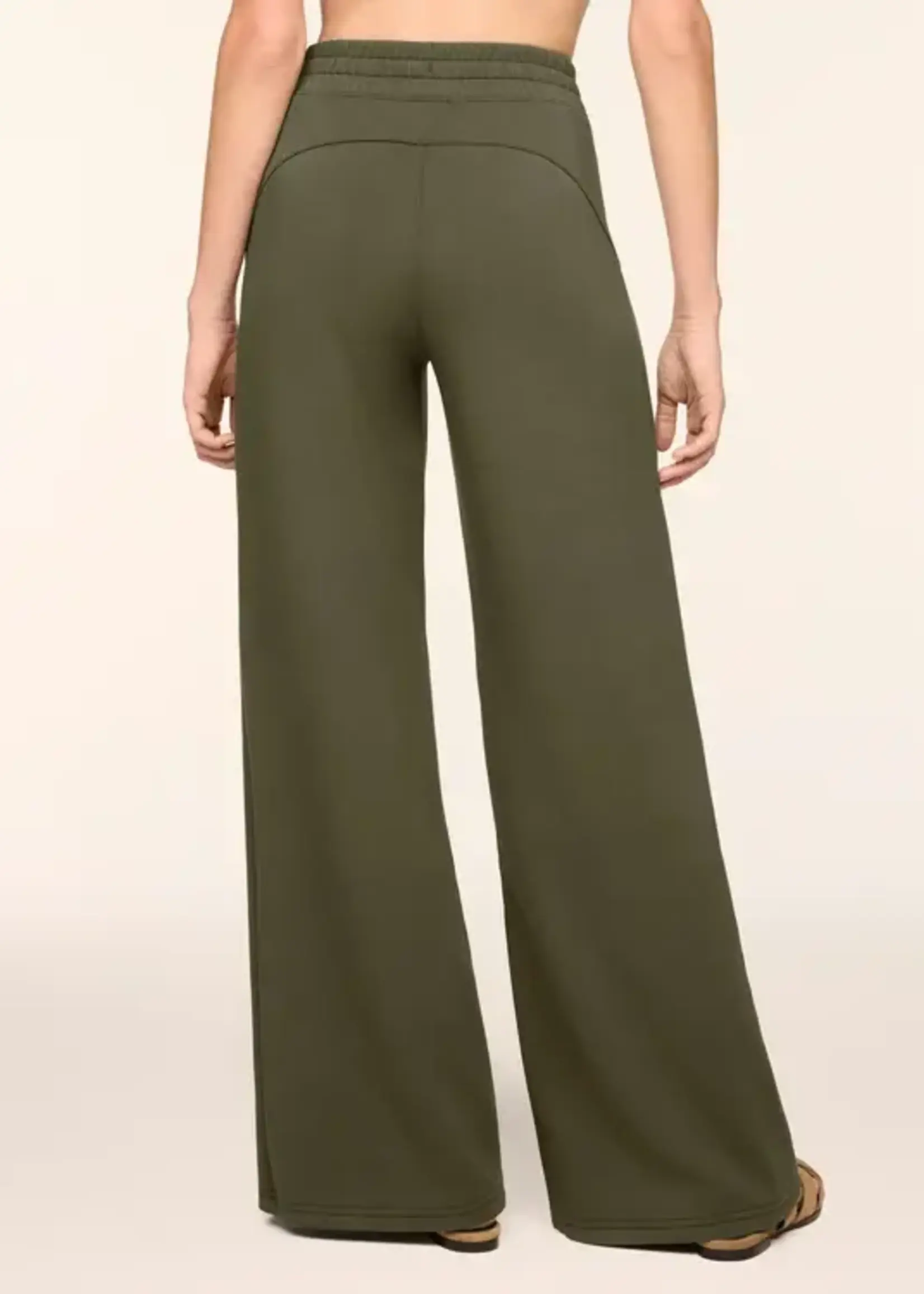 SPANX AirEssentials Wide Leg Pant