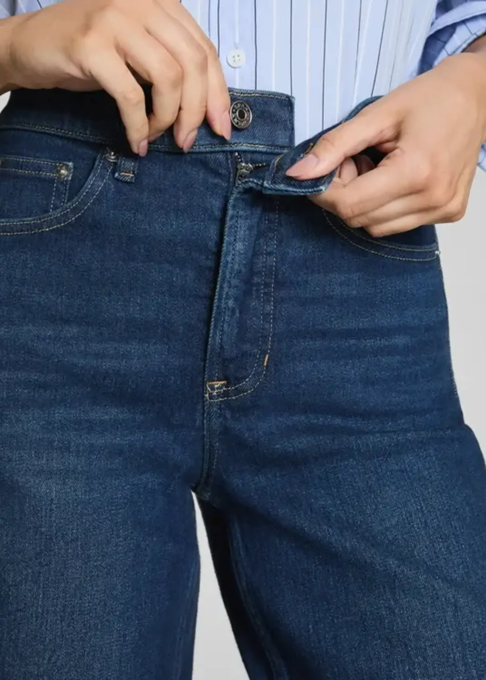 SPANX SPANXshape™ Authentic 360 Barrel Jeans