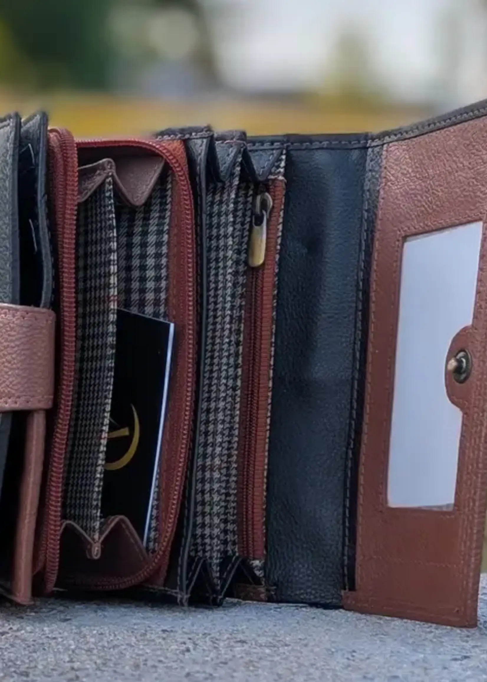 Alta Quero AQ 104 Leather RIFD Wallet