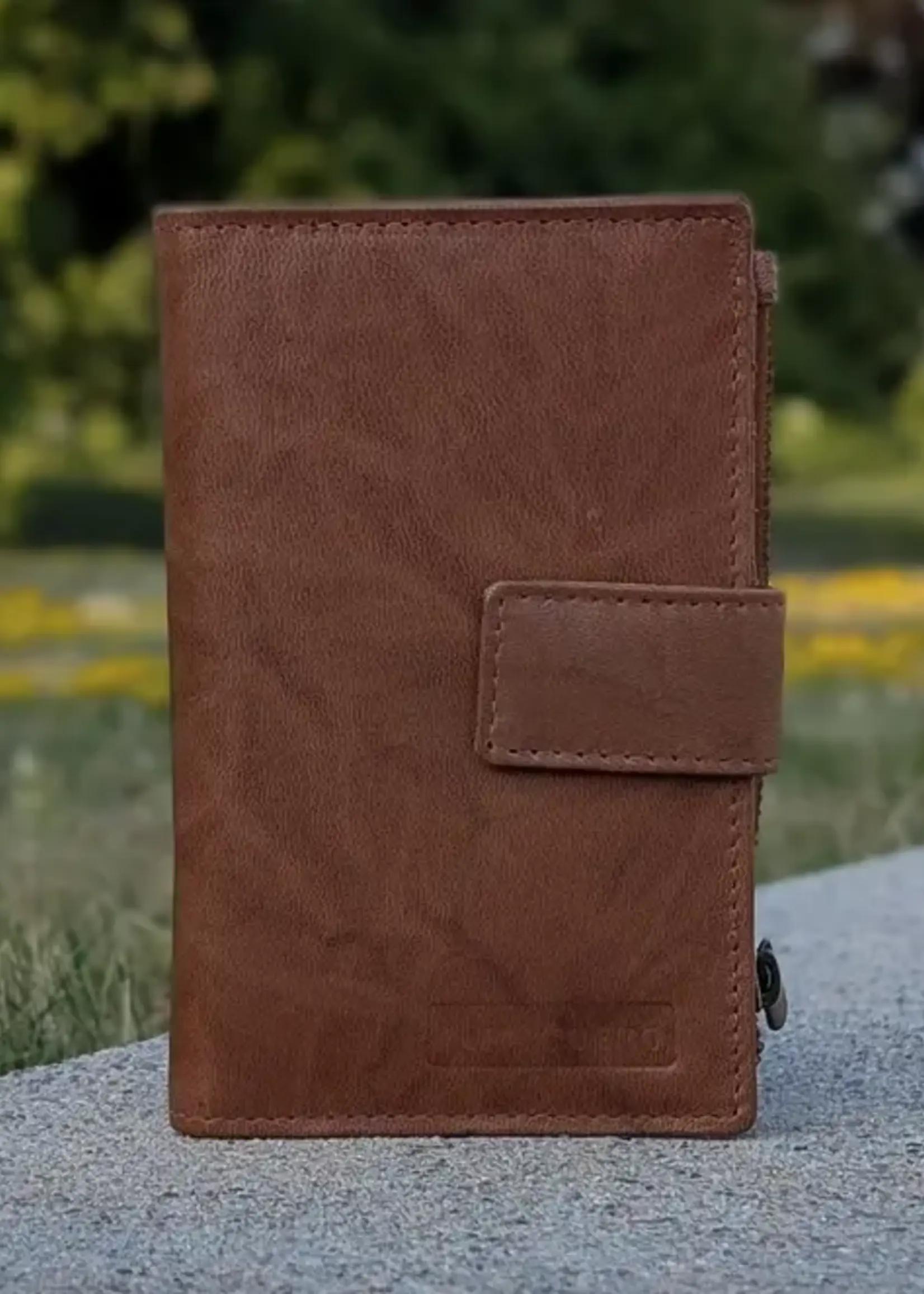 Alta Quero AQ 110 Leather RIFD Wallet