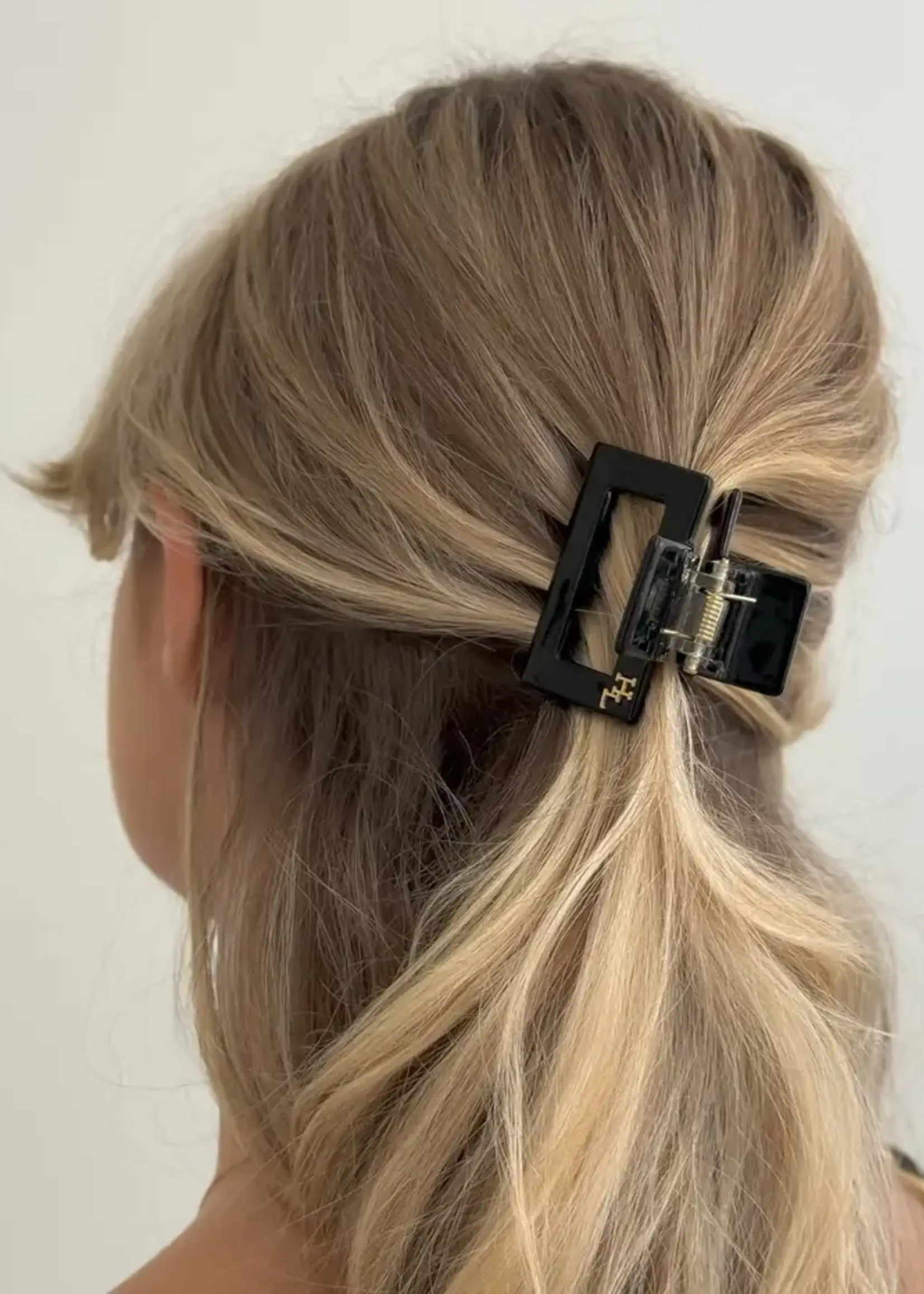 Ecofriendly Acetate Midi Clip