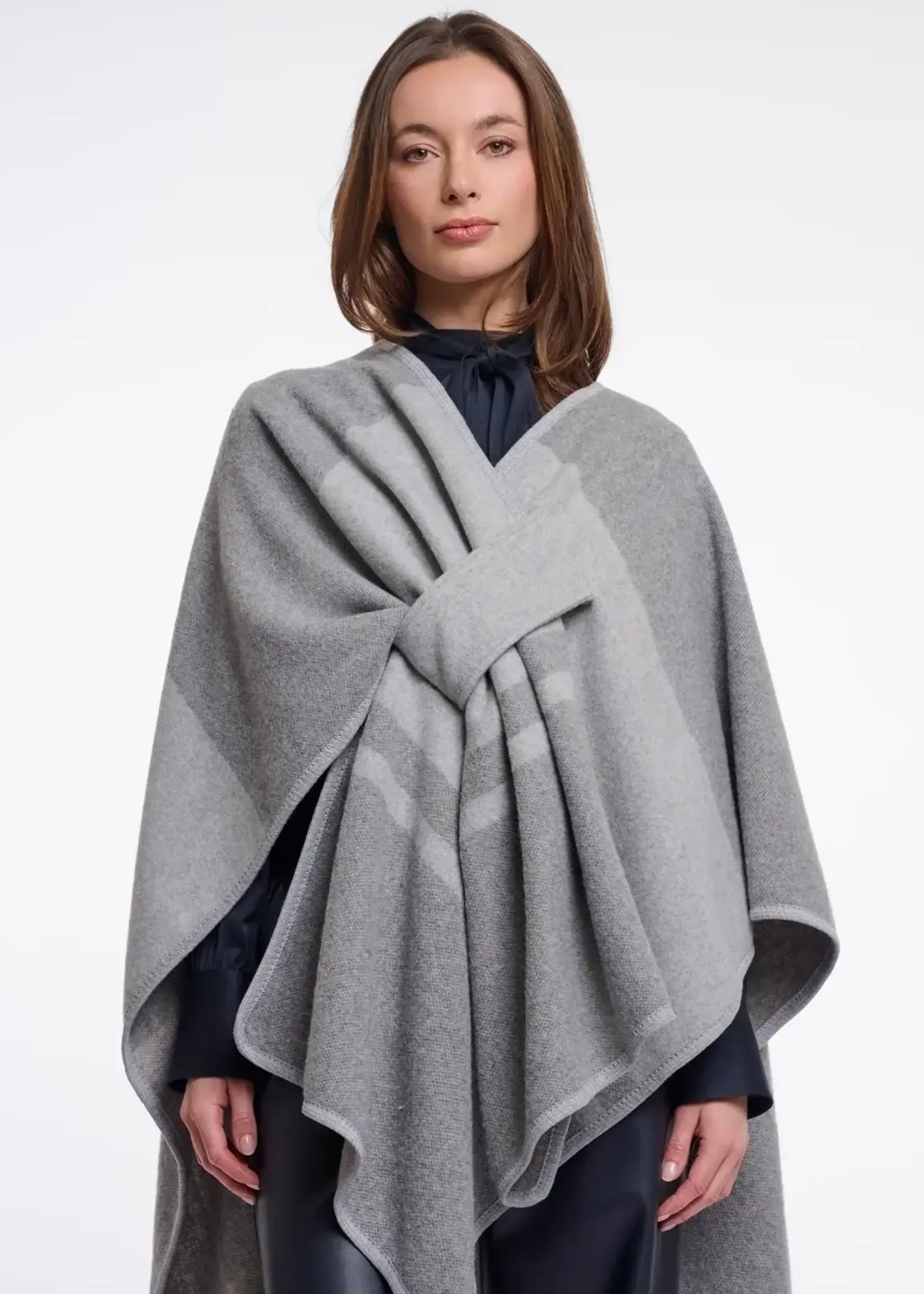 Rino & Pelle Levi Cape