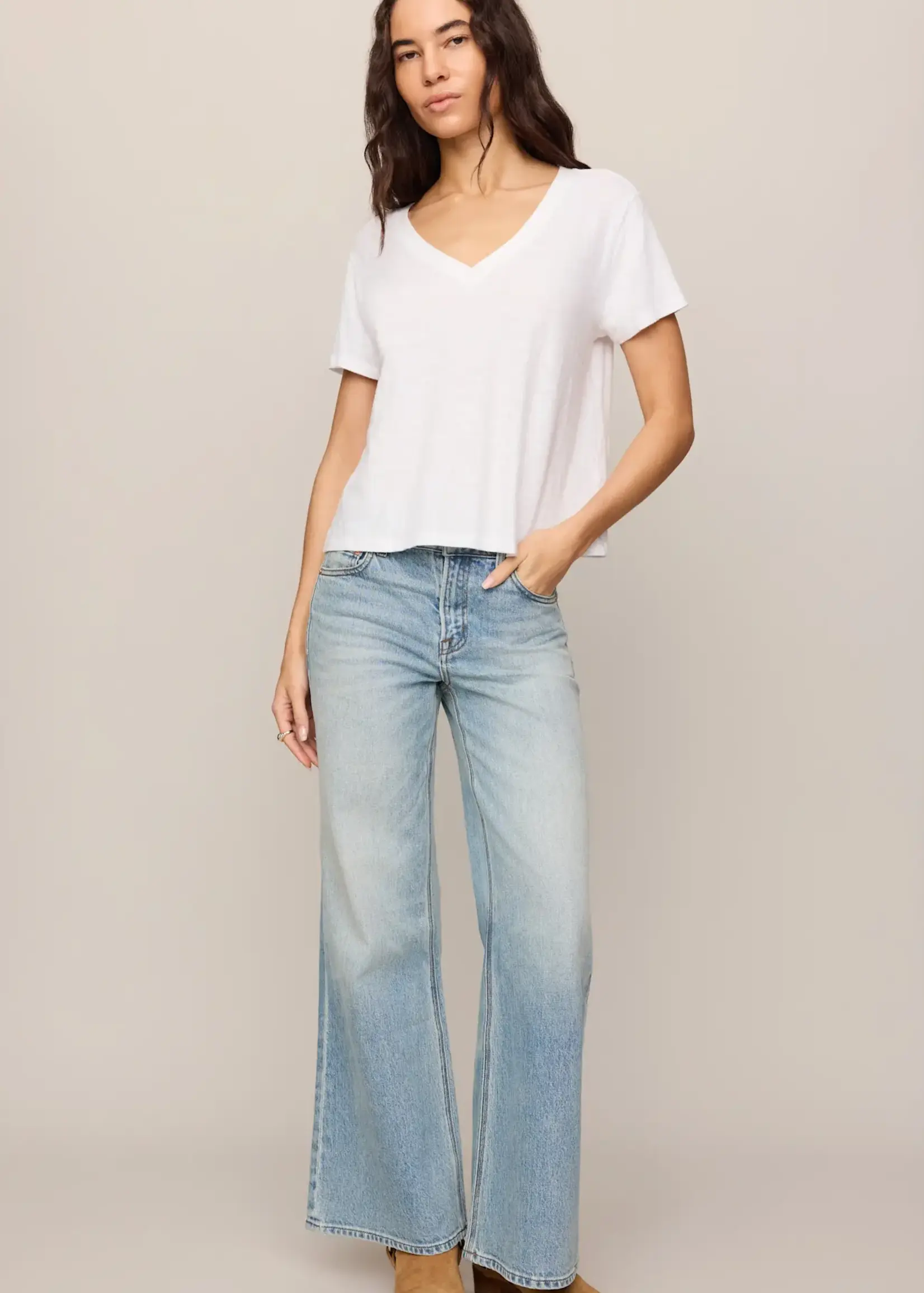 Z SUPPLY Nomad V Neck Tee
