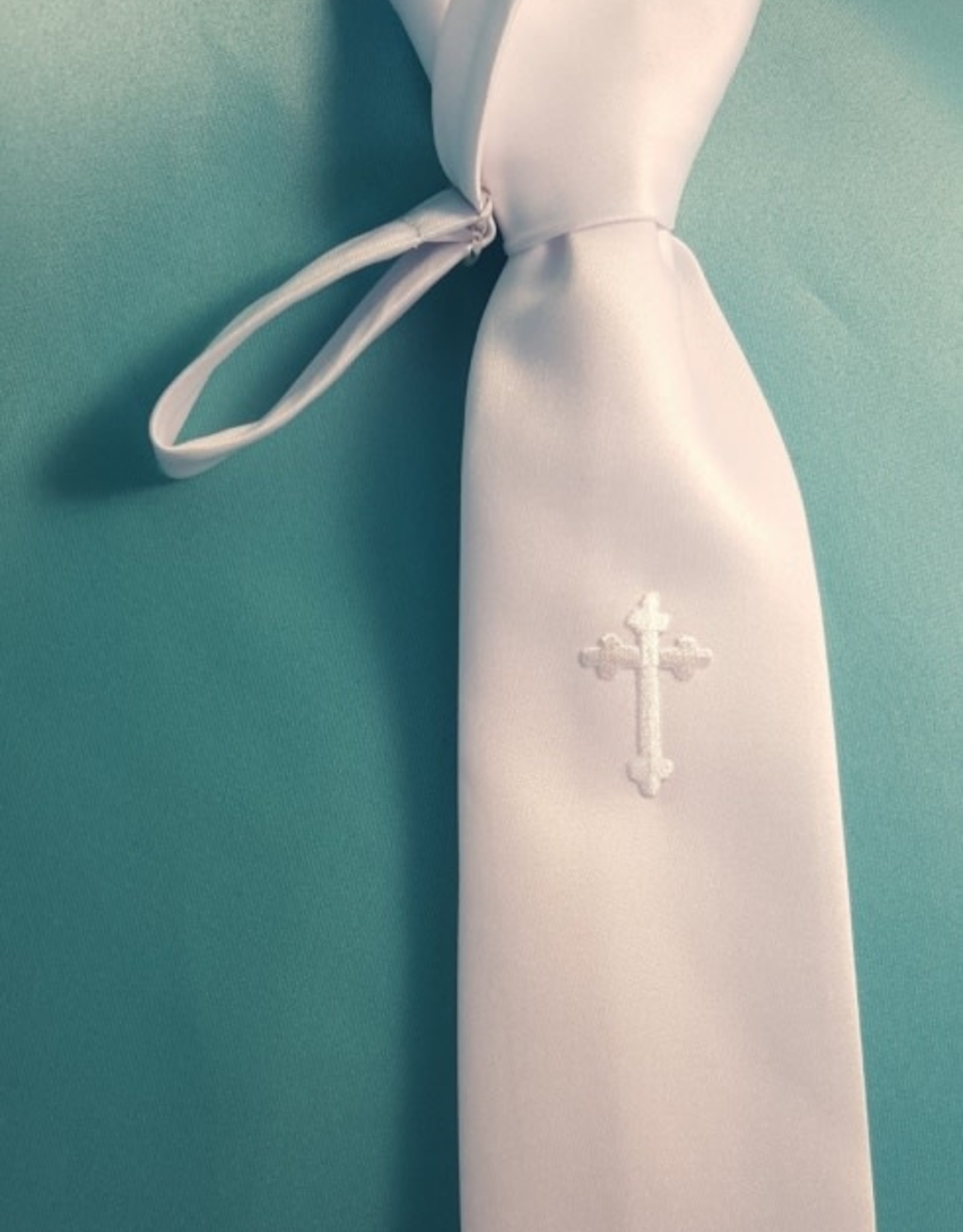 Wht Tie w/cross