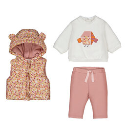 Peach Vest w/Outfit