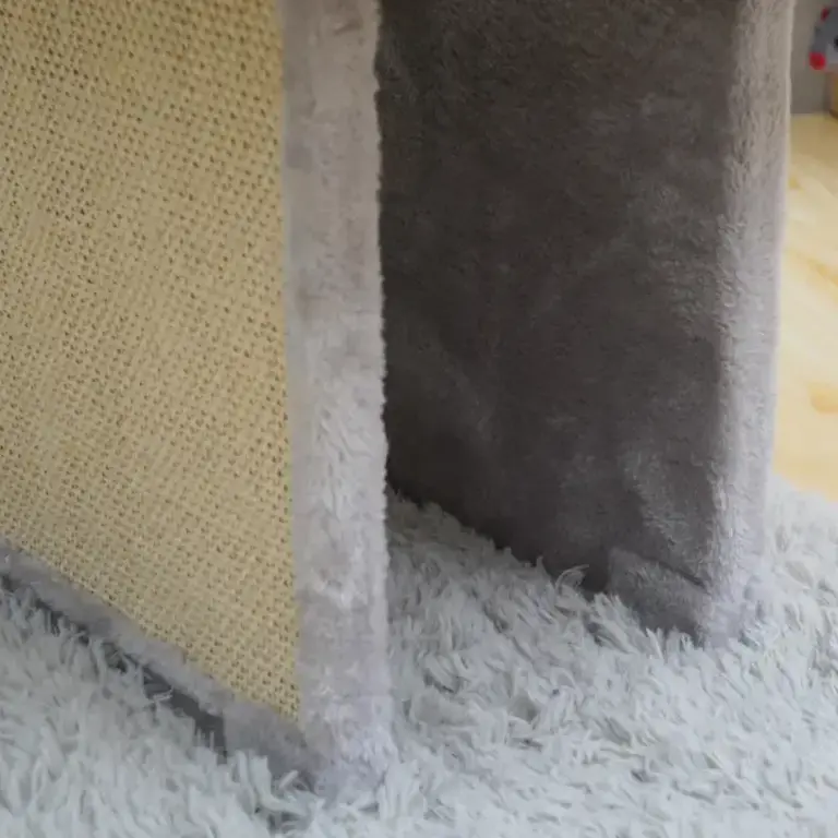 PetPals Group PetPals Catry Ivory Large Cat Bed W Scratching Post